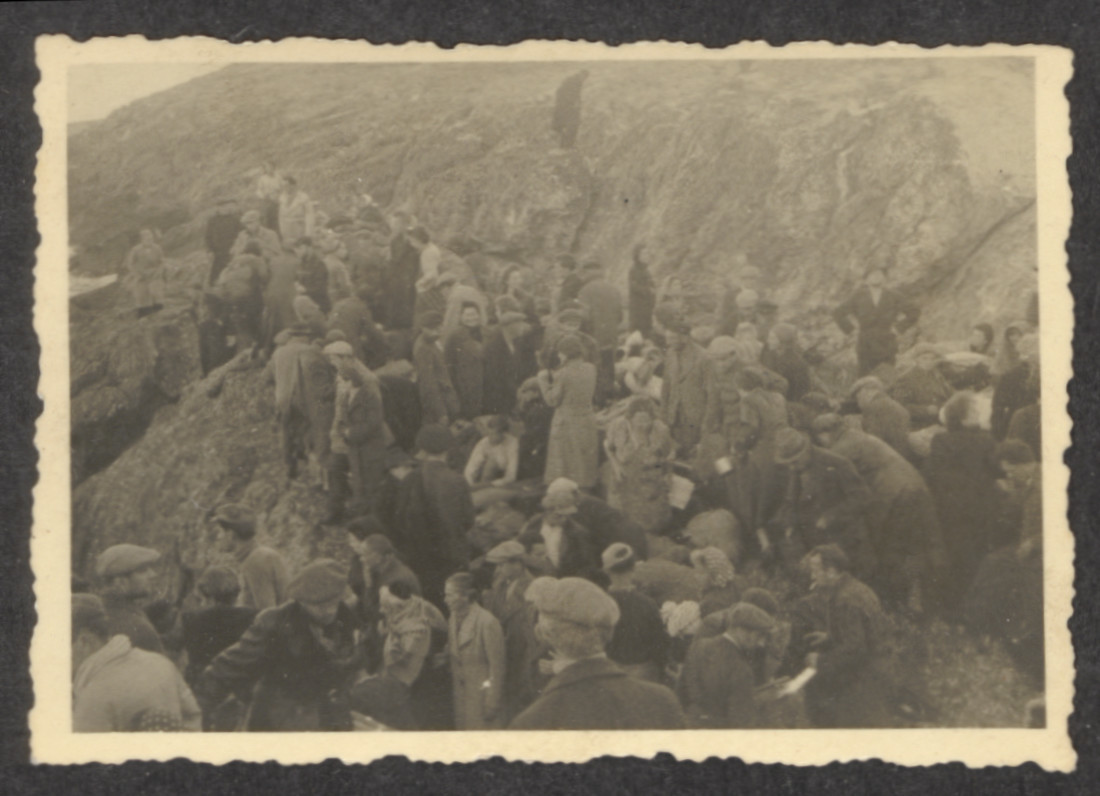 Jewish refugees from the shipwrecked Pentcho,  on the island of Kamilonissi.

The inscription on the back of the photograph reads, "The island without water."