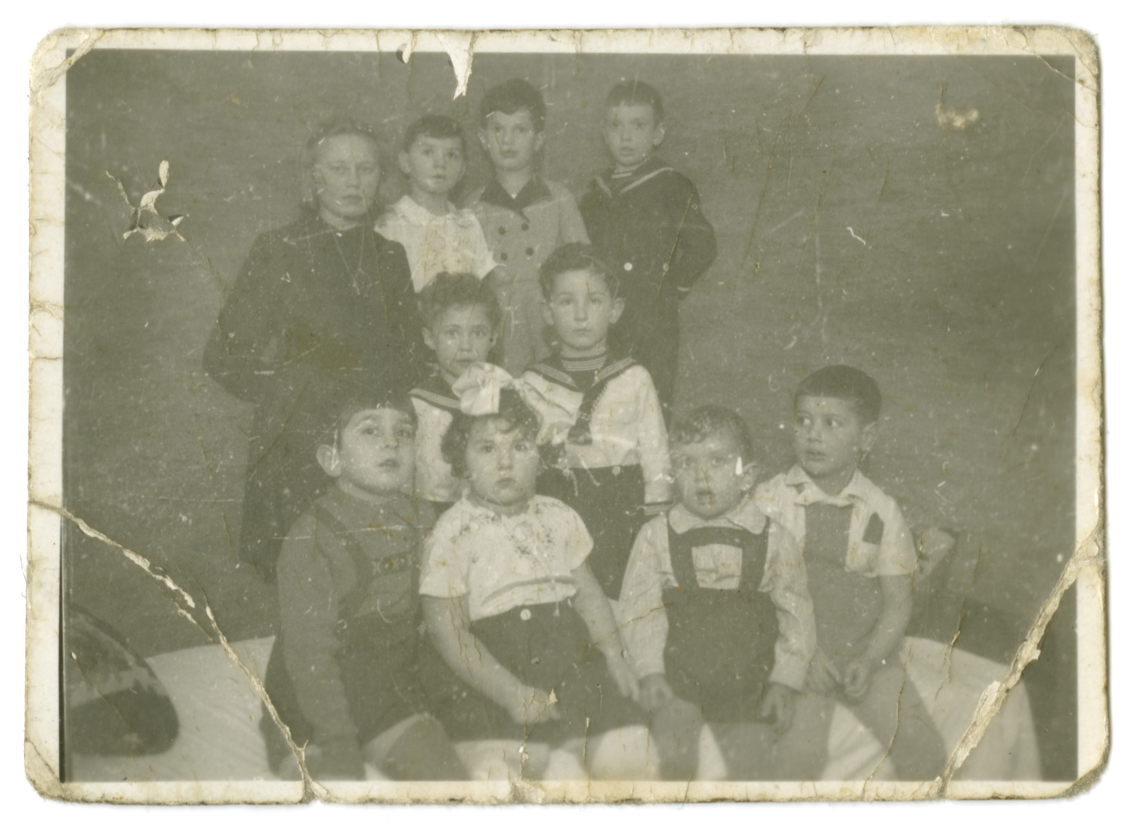 A group of children [probably in a preschool] in prewar Estonia.]