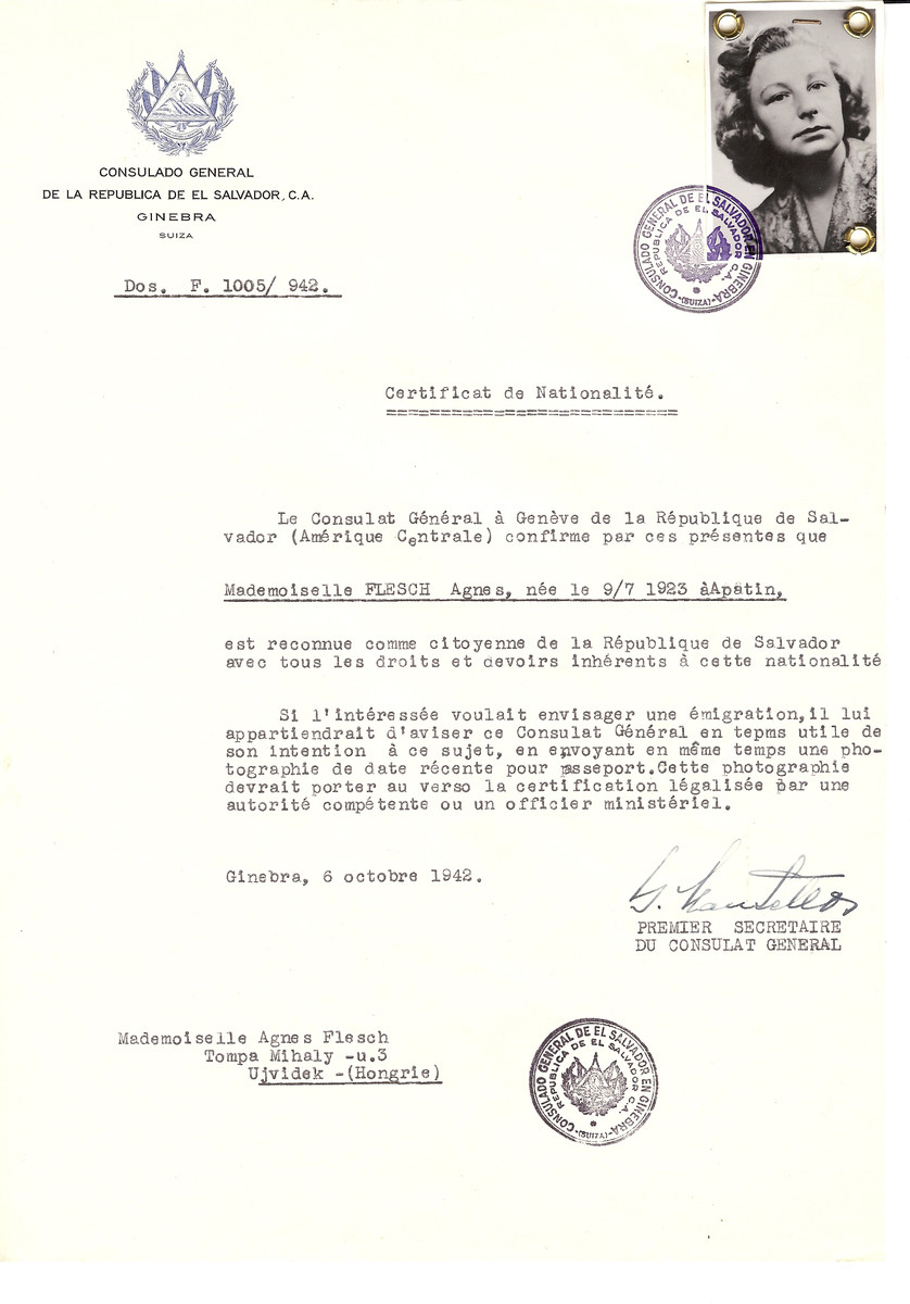 Unauthorized Salvadoran citizenship certificate made out to Agnes Flesch (b. July 9, 1923 in Apatin) by George Mandel-Mantello, First Secretary of the Salvadoran Consulate in Geneva and sent to her in Ujvidek