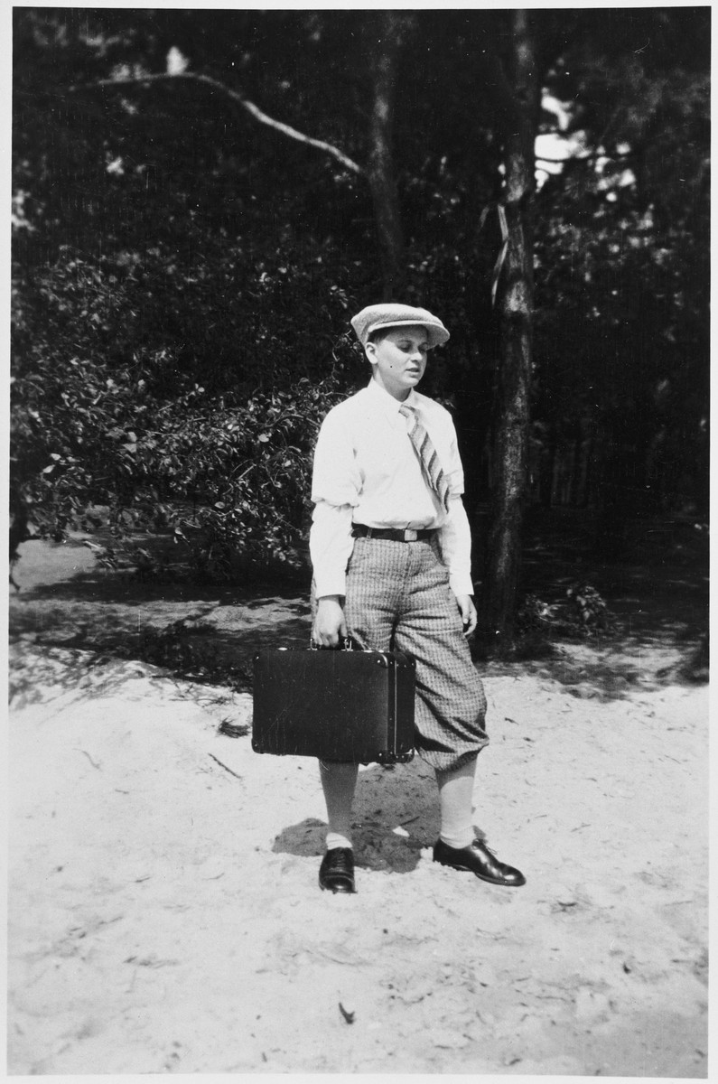 Gerd Katter (born Eva Katter), one of Magnus Hirschfeld's transsexual patients in the late twenties in the Institute for Sexual Science, around 1929. (Magnus-Hirschfeld-Society, Berlin)