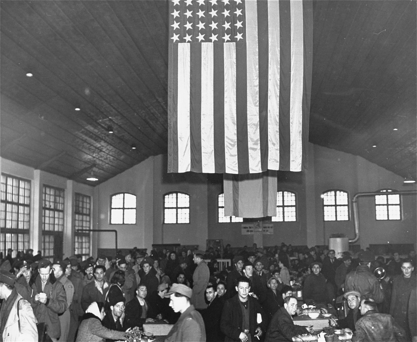 Jewish DPs eat in the main dining hall at the Landsberg displaced persons' camp.