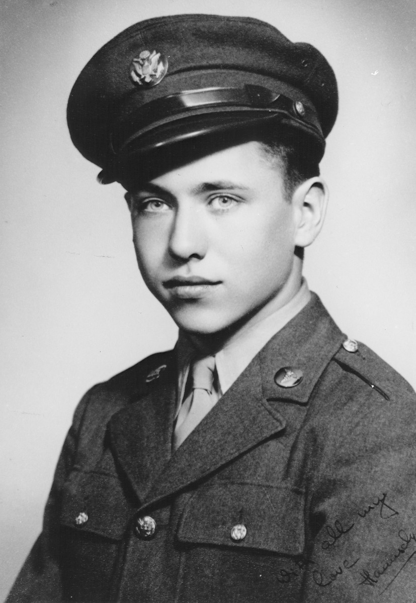Portrait of Heinz Stephan Lewy in American army uniform.