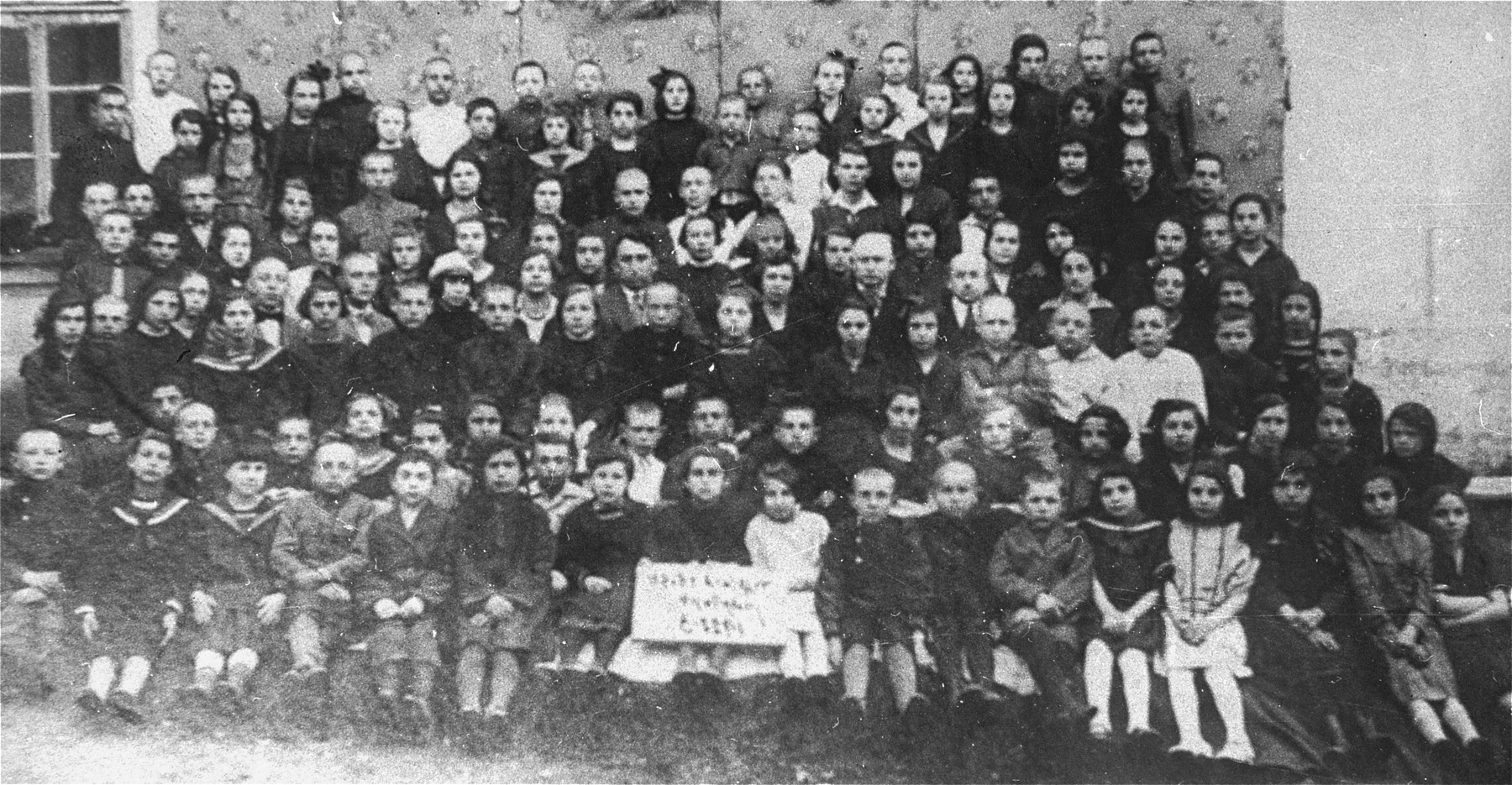Photograph of a class in a school in Swienciany, Poland in 1928.