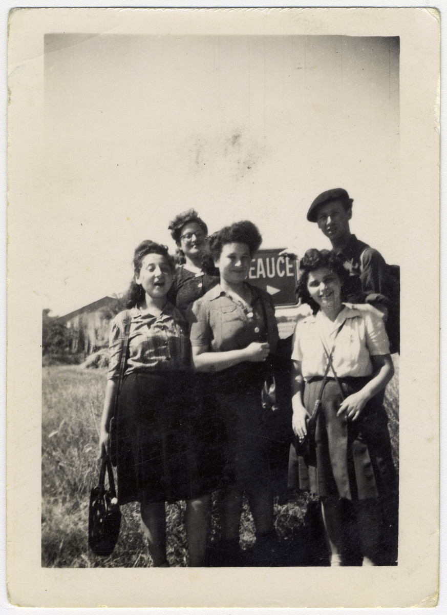 Portrait of five teenagers in a religious summer camp in France, Machane Yeshurun.