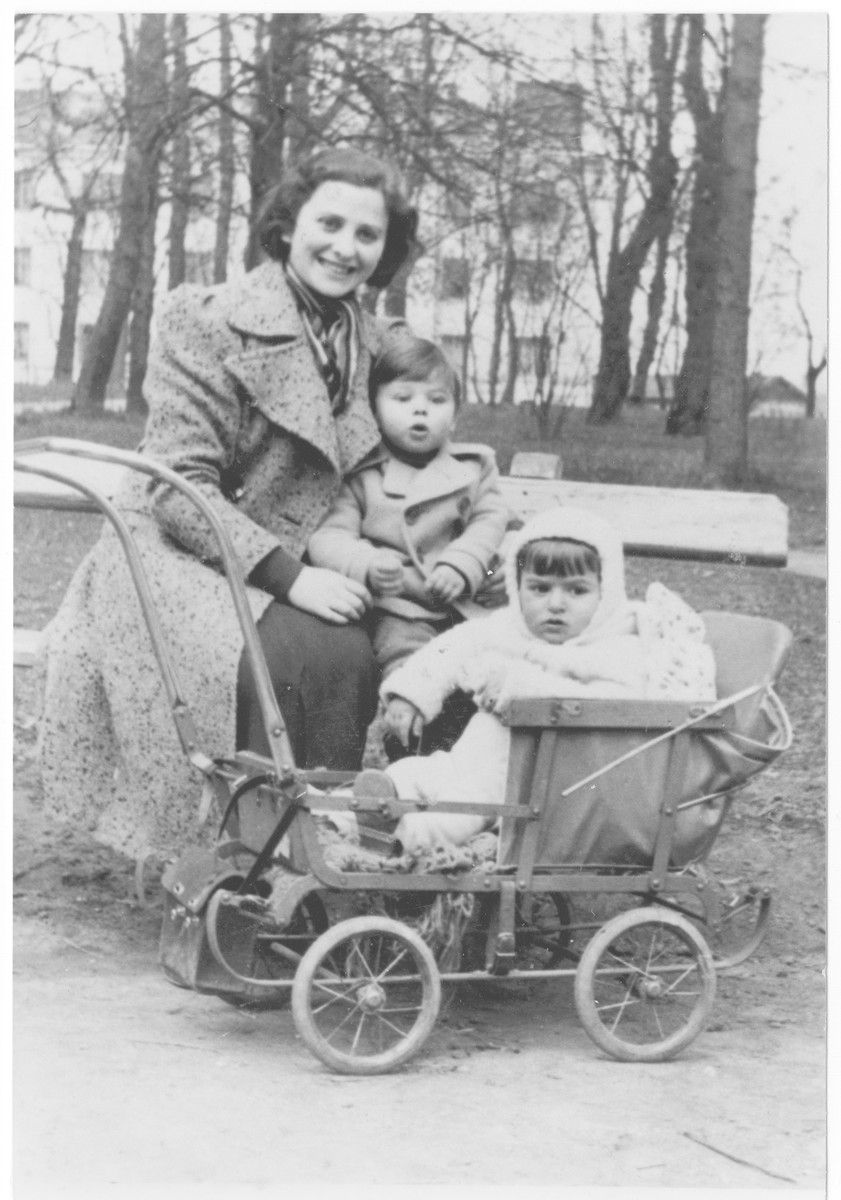 Members of the Nussbaum family pose in a park in Sandomierz.

Pictured are Chana Nussbaum (donor's aunt), her son Zvi and her nephew Shlomo Baruch (Mark, the donor).