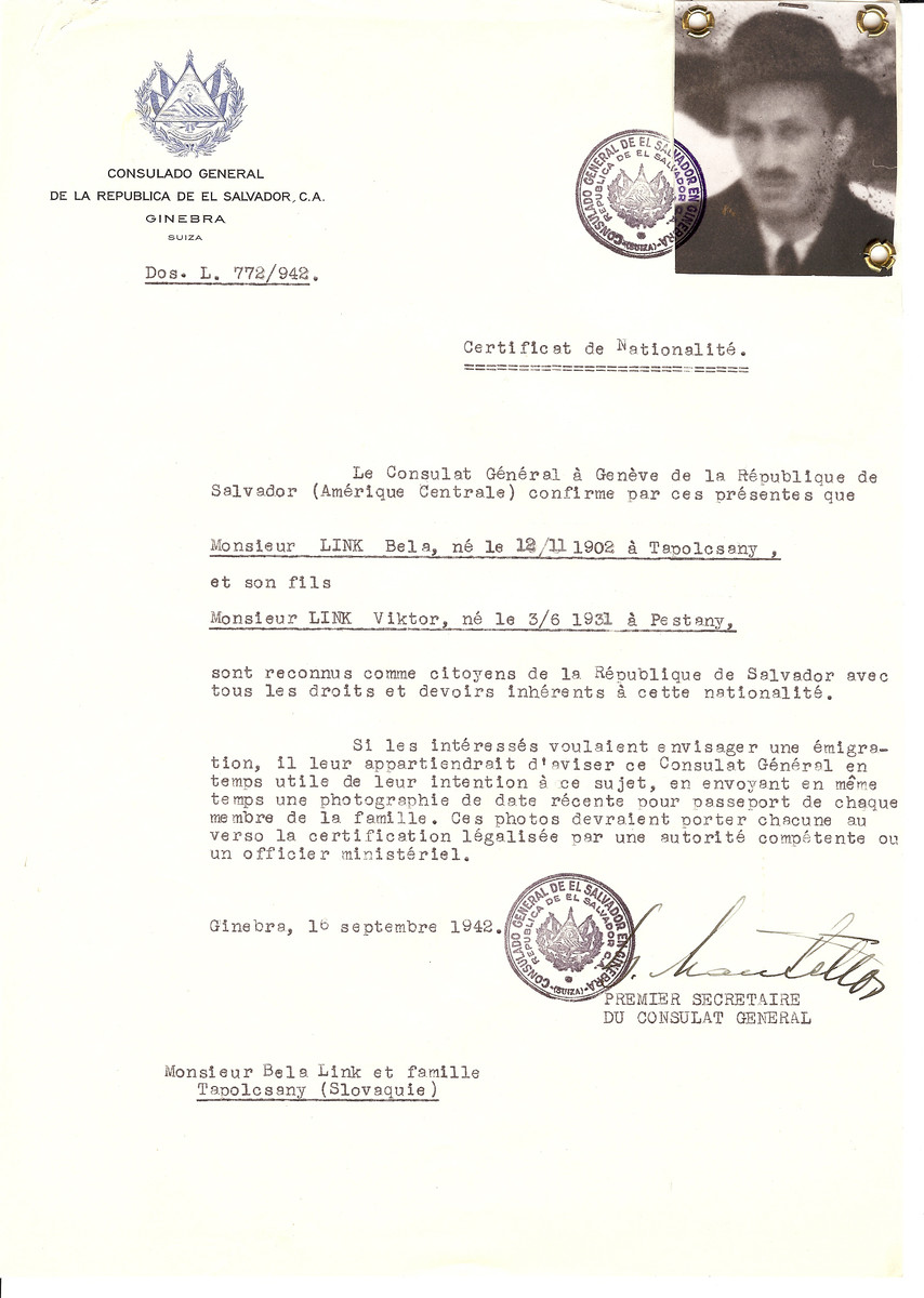 Unauthorized Salvadoran citizenship certificate issued to Bela Link (b. 11/12/1902 in Topolcany) and his son Viktor Link (b. 06/03/1931 in Pestany) by George Mandel-Mantello, First Secretary of the Salvadoran Consulate in Switzerland.

The certificate was sent to their residence at Topolcany.