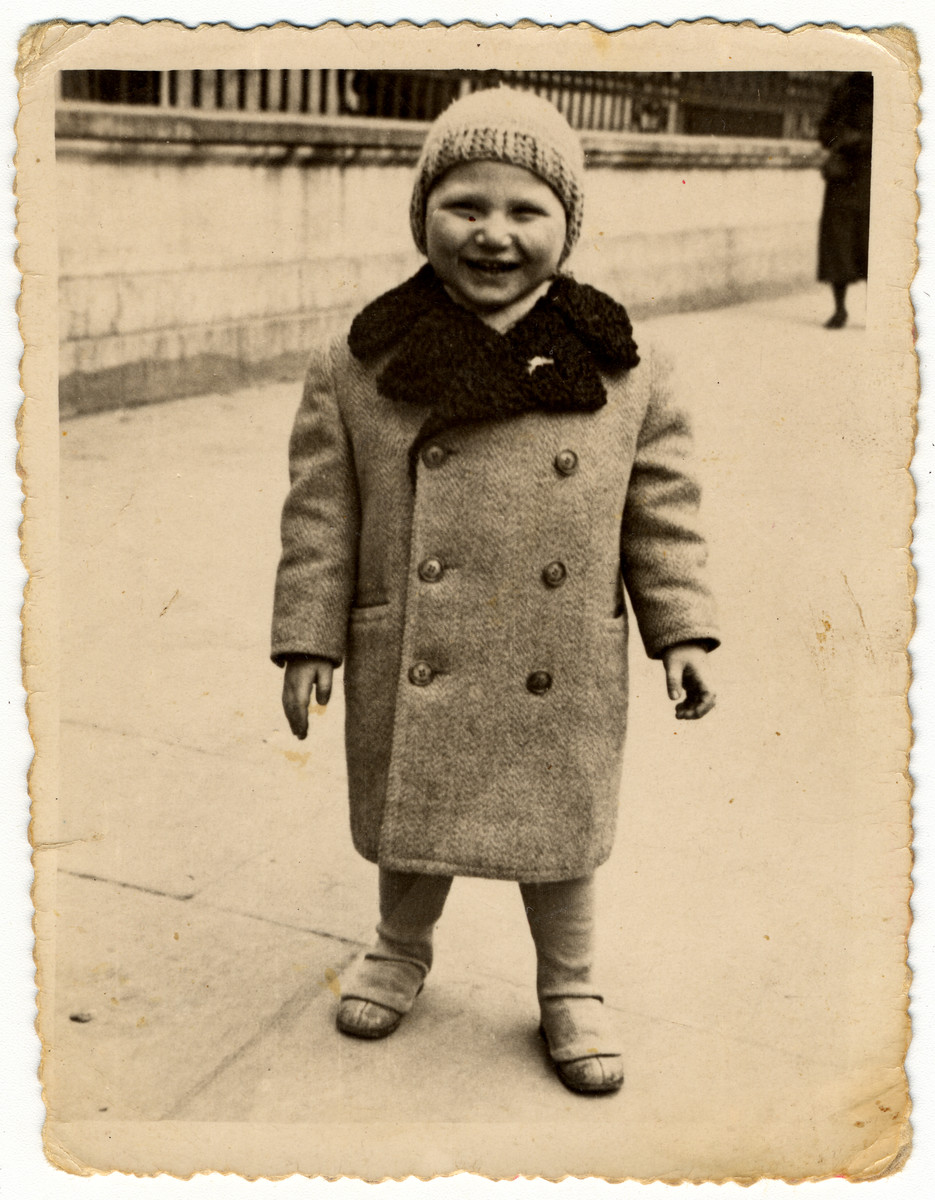 Close-up street portrait of Dawid Samoszul.  He was killed in Treblinka at the age of 9.