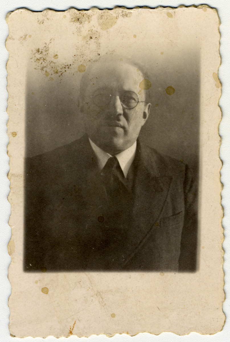 Portrait Joseph Mordko Halter, the donor's father.