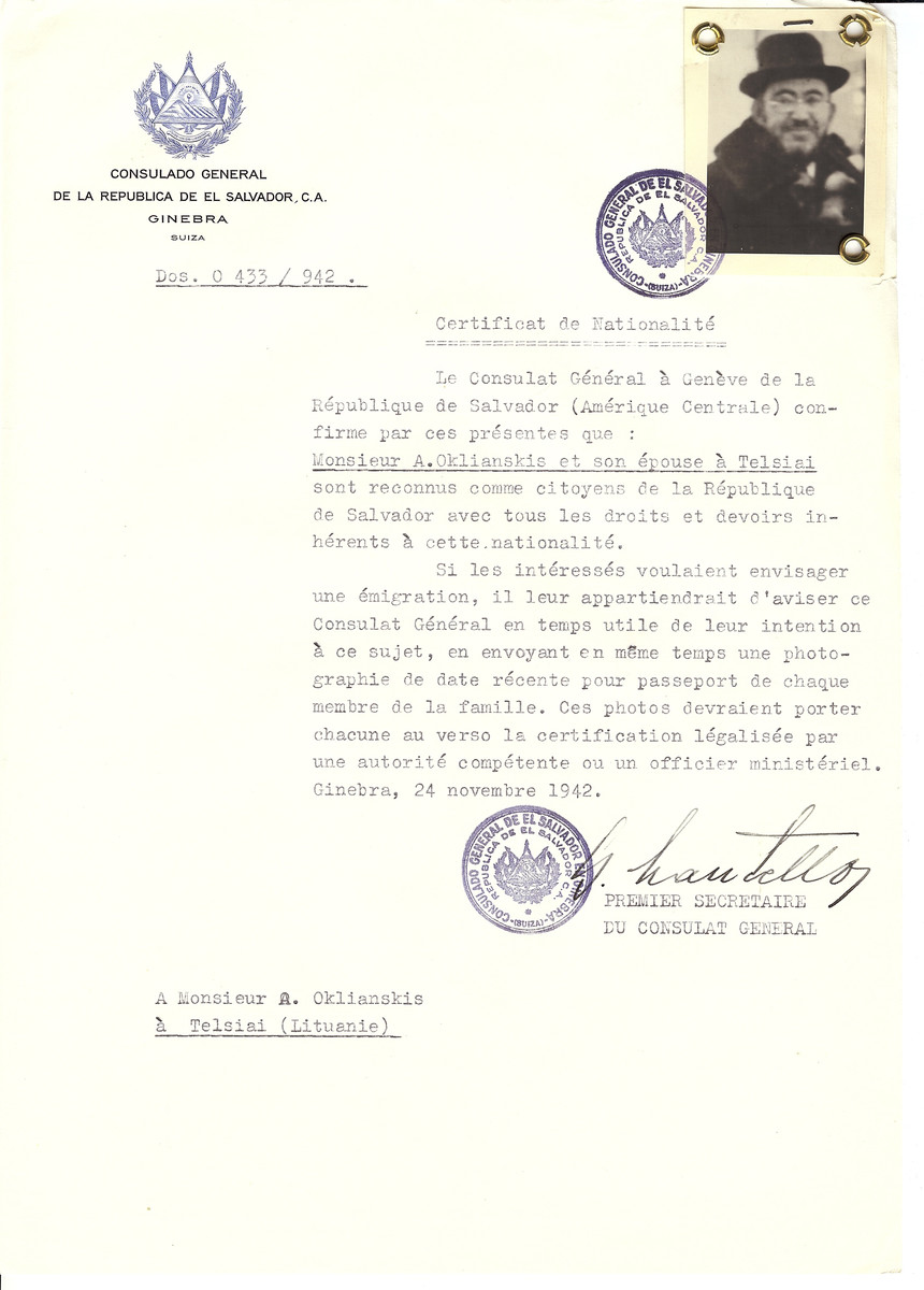 Unauthorized Salvadoran citizenship certificate made out to A. Oklianskis and his wife by George Mandel-Mantello, First Secretary of the Salvadoran Consulate in Geneva and sent to them in Telsiai.