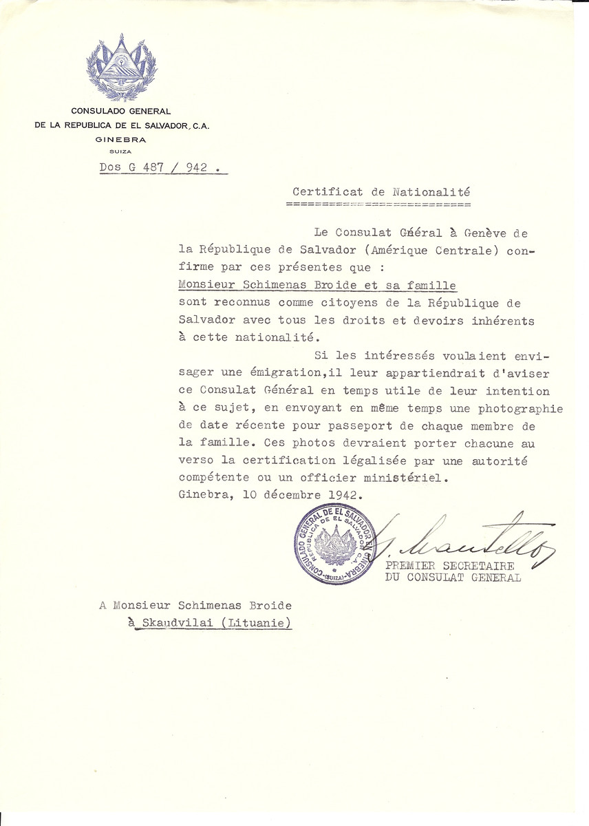 Unauthorized Salvadoran citizenship certificate made out to Schimenas Broide and his family by George Mandel-Mantello, First Secretary of the Salvadoran Consulate in Geneva and sent to them in Skaudvilai.