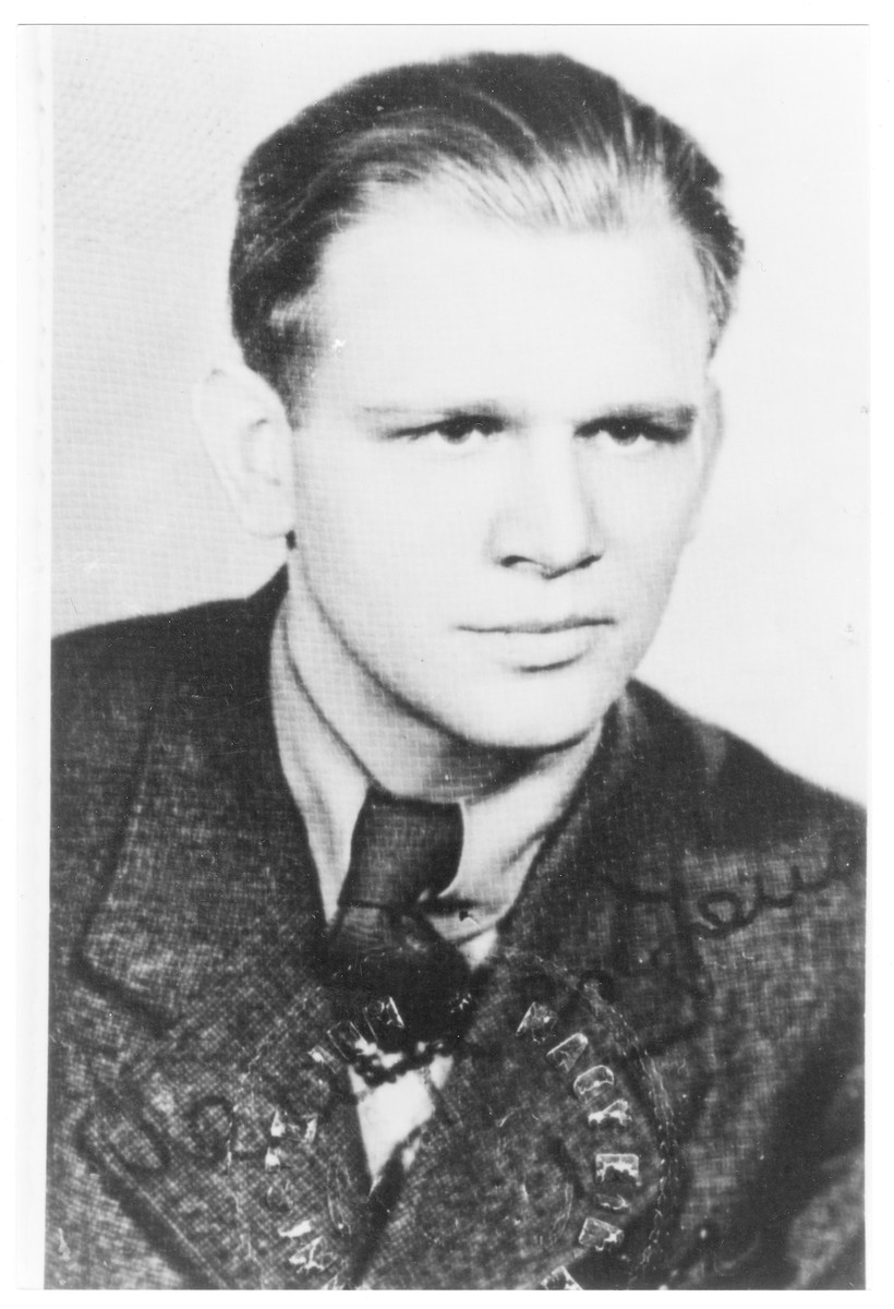 Portrait of Richard Friedl (later Rafi Benshalom), a member of the Hungarian Zionist youth resistance organization.