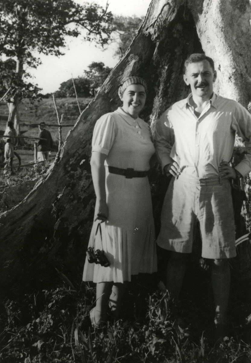 Walter and Katja Loebl (cousins of the donor) pose beneath a tree in Kampala, Uganda.

They had lived in Africa since the mid 1920's.