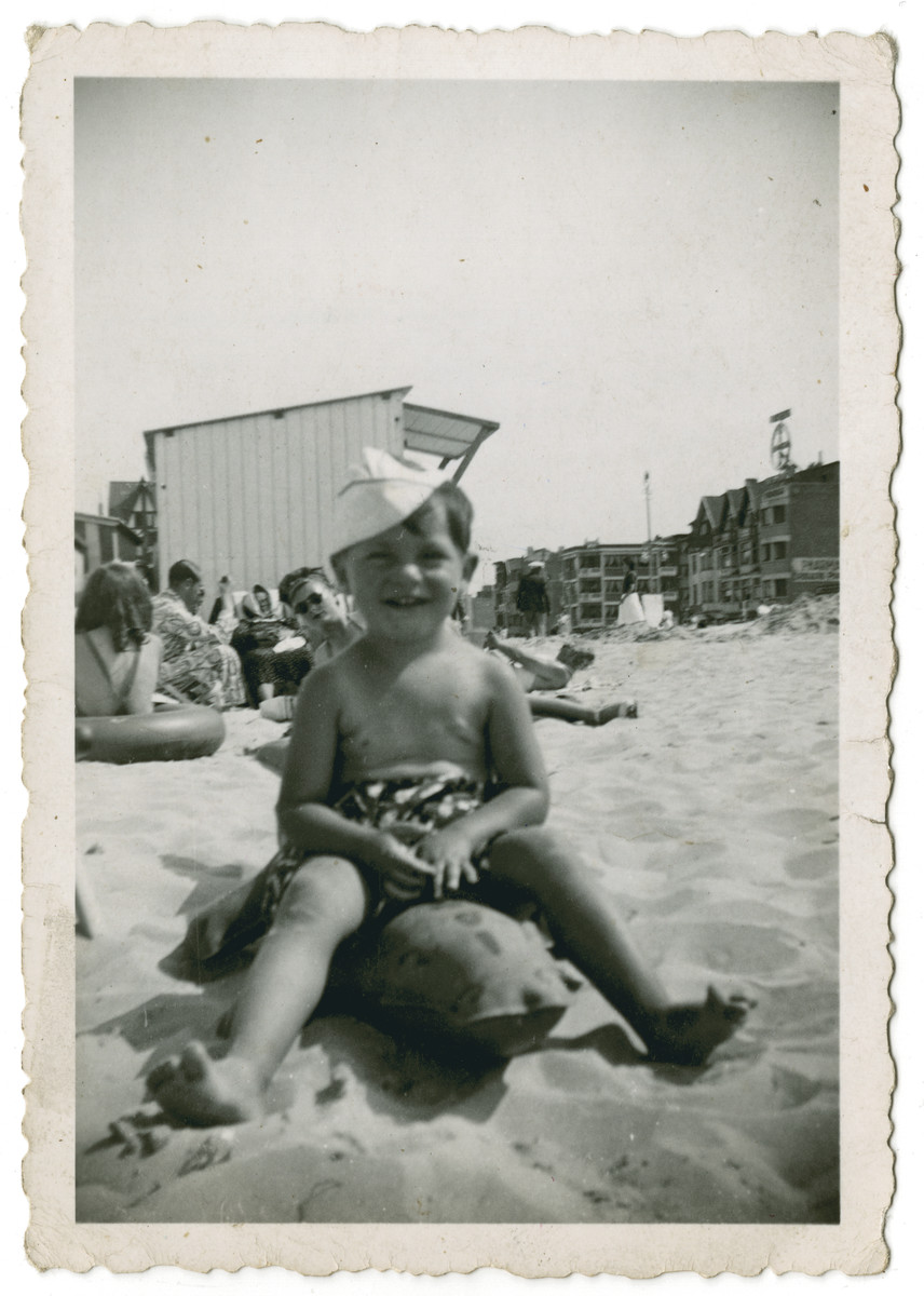 Fred Gross enjoys an excursion to the beach.