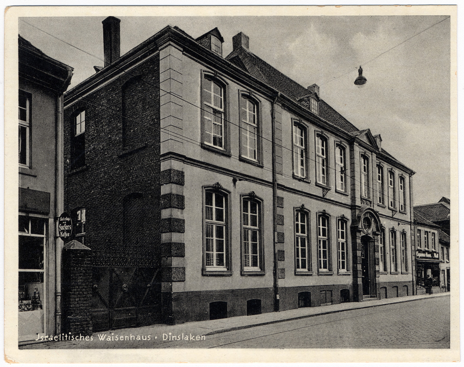 Exterior view of the Dinslaken children's orphanage.