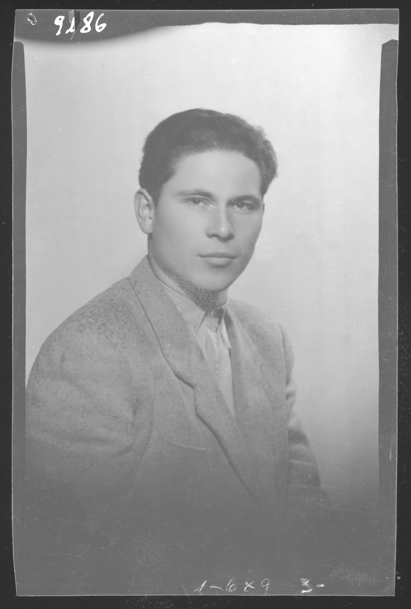 Studio portrait of Mor Friedman.