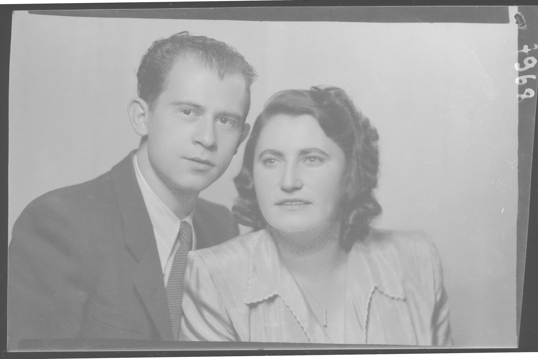 Studio portrait of Kalman Grunberger and his wife.