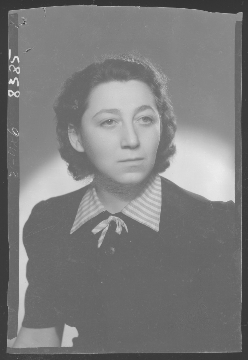 Studio portrait of Neli Herman (Nely Herschmann), born in 20 October 1918 at Cernowitz. Her parents were Jakob Herschmann (died in the Moghilev getto in 1942) and Anna Herschmann (died in Baia Mare, Romania in 1952). She was married to Laszlo Frenkel. Nely passed away in 2004 in Baia Mare, Romania from natural causes.