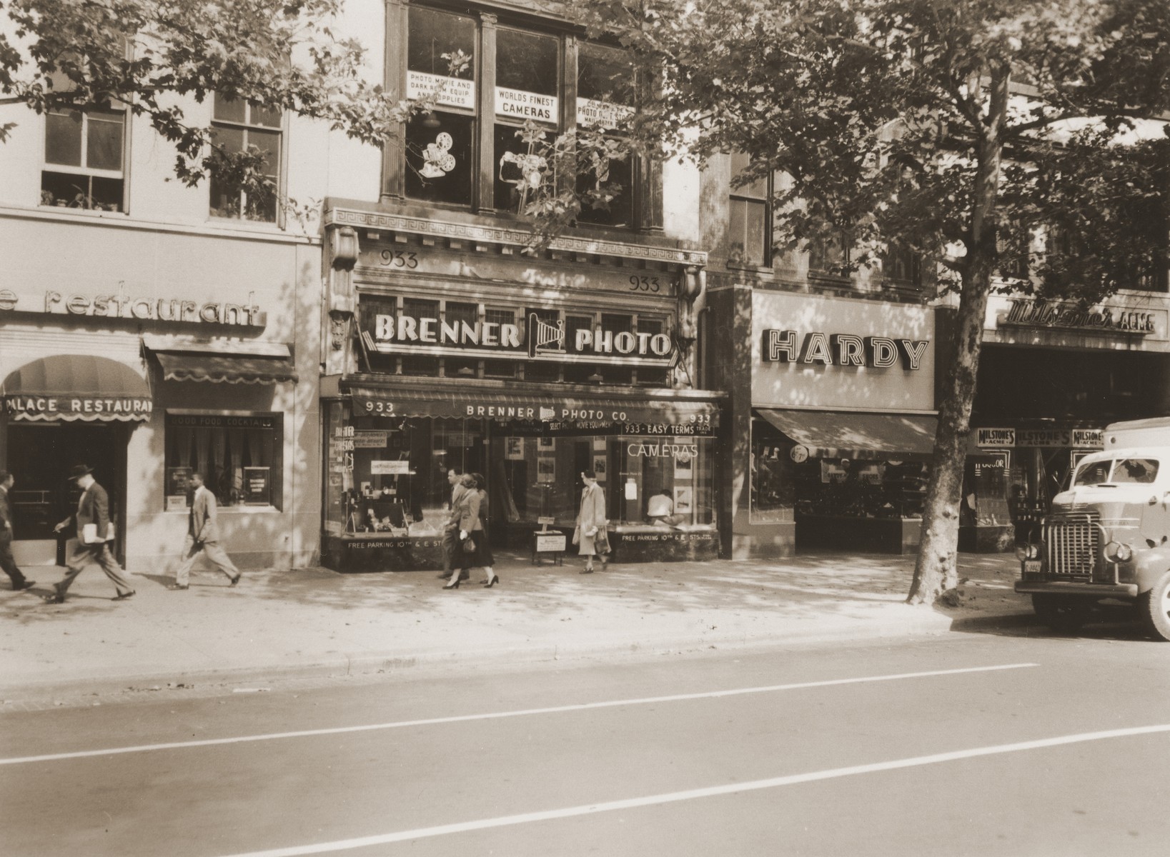 Exterior view of the Brenner Photo company store on Pennsylvania Avenue in Washington, D.C.