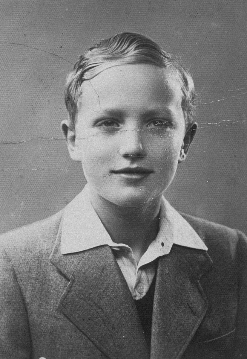 Portrait of Bobi Blumberg, a member of the Irgun Brit Zion Zionist youth movement in the Kovno ghetto.  

Bobi Blumberg is now a physician and lives in the U.S.