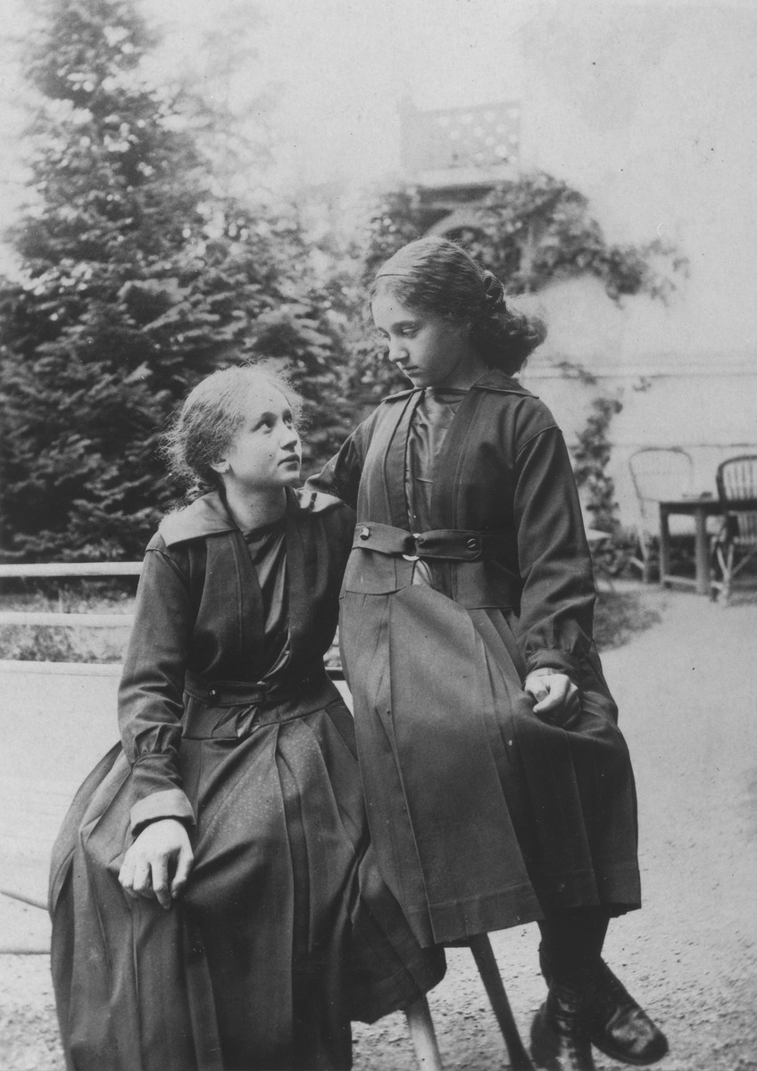 Two sisters pose in a park.

Pictured are Elishka (right) and Irenka Huber.