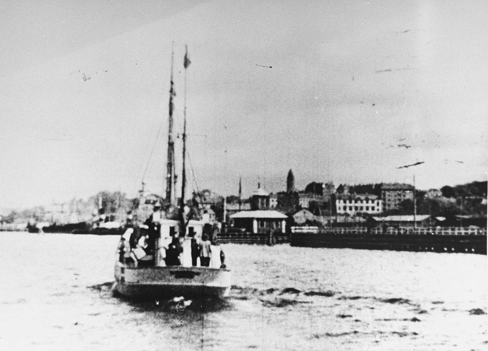 Jews on a rescue boat bound for Sweden.