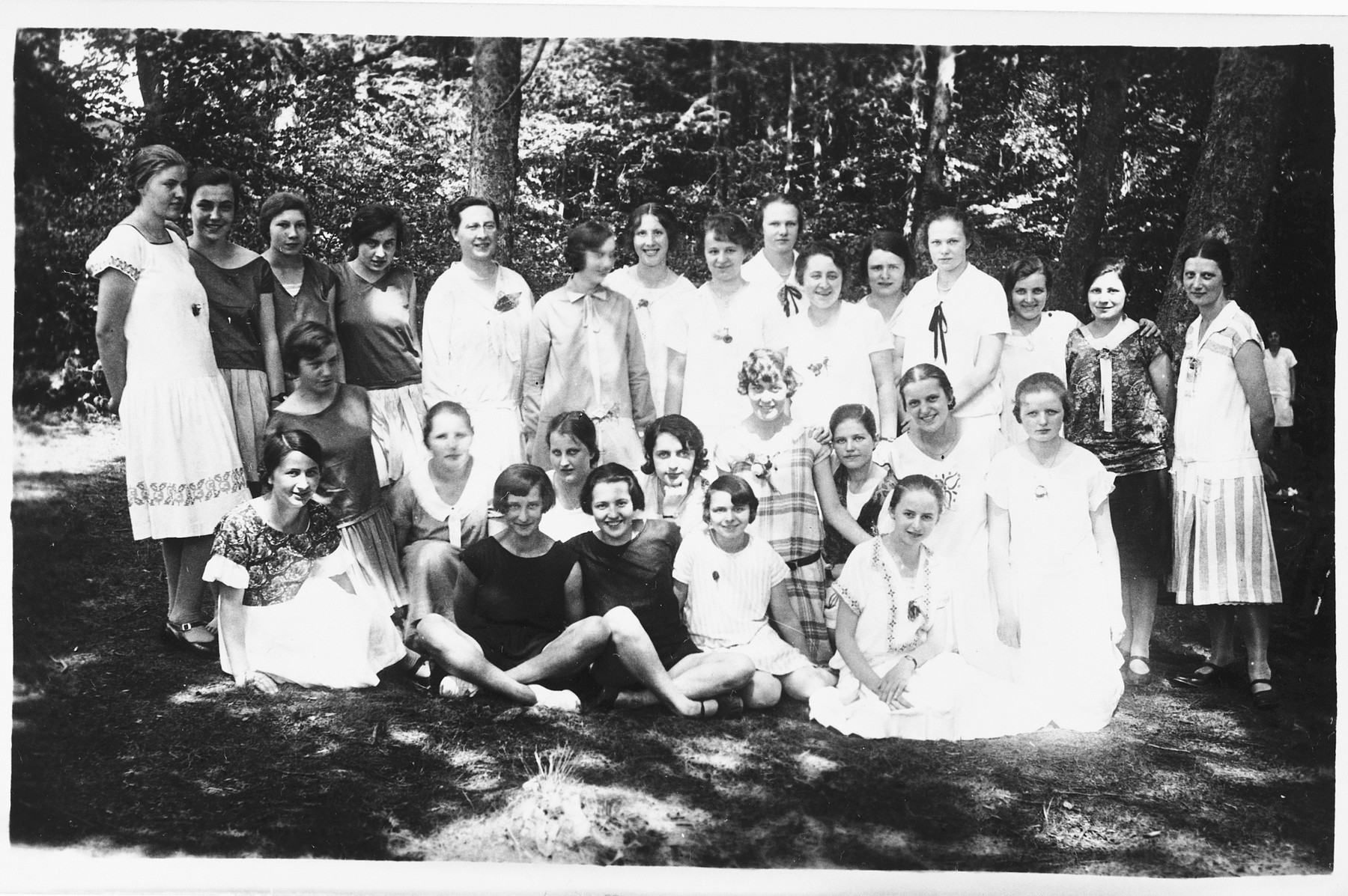 Group portrait of Jewish youth on an outing in Russia.

Among those pictured is Shura Mesherowsky.