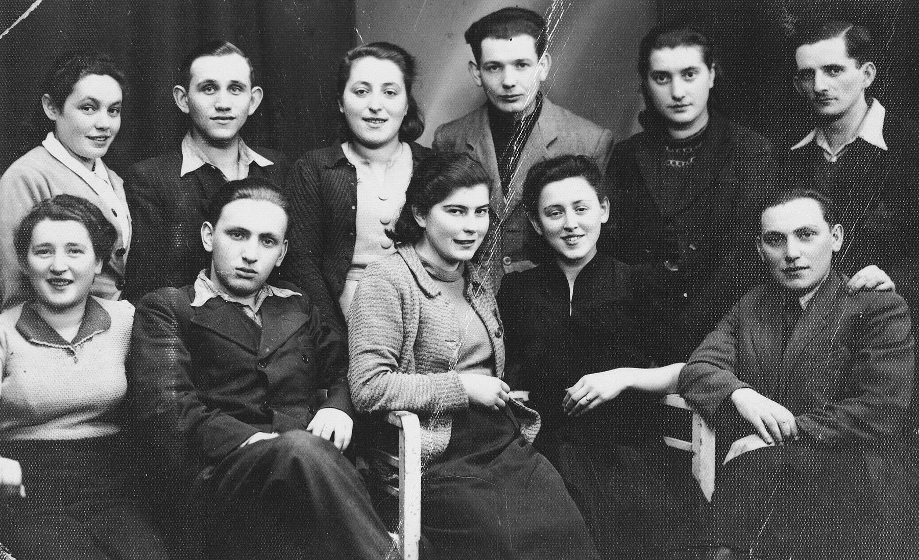 Group of Jewish internees in the Tittmoning internment camp where they were kept by virtue of holding foreign passports.  

Cwi Rosenwein held a Paraguayan passport.