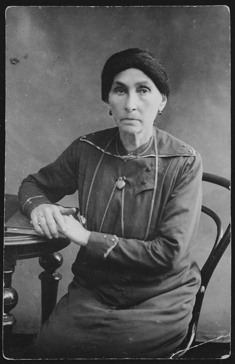 Studio portrait of Sara Zlotnik, the wife of Reb Shlomo Zlotnik.  She died in 1915 during a typhus epidemic.