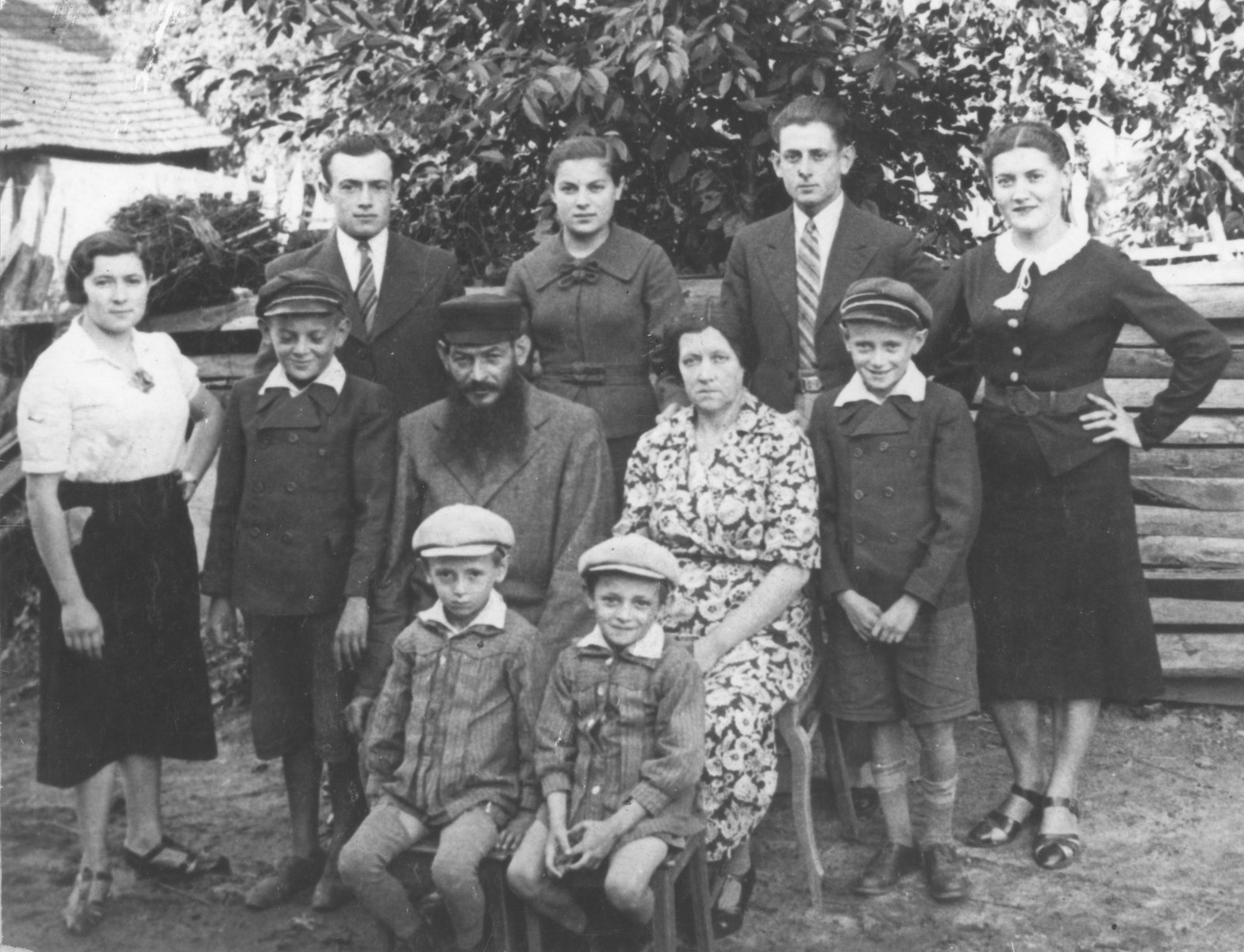 Group portrait of members of the Kaplan family in Sarnaki, Poland.