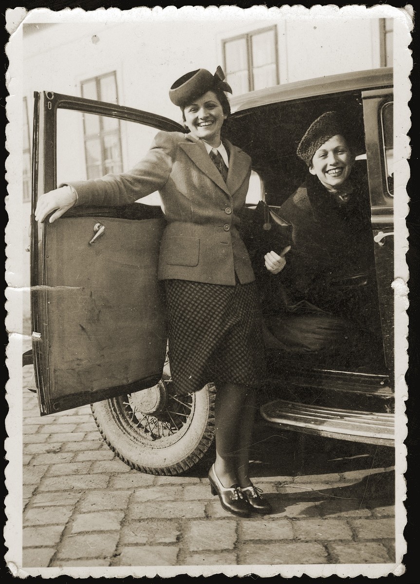 Miriam Schwarcz (right), poses with her sister, Lilly, in a car near their home in Komarno.