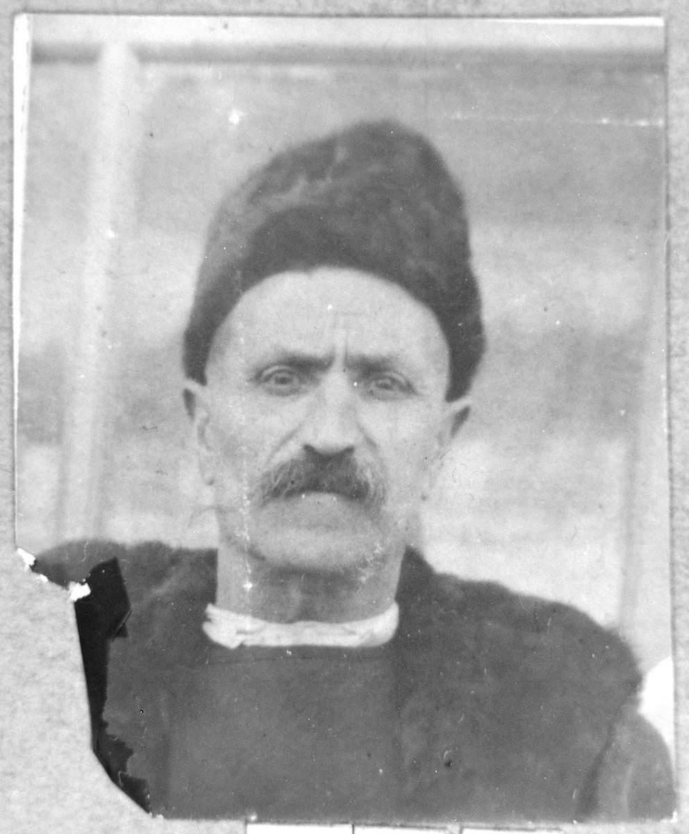 Portrait of Avram Nissan.  He was a milkman.  He lived at Ferisovatska 34 in Bitola.