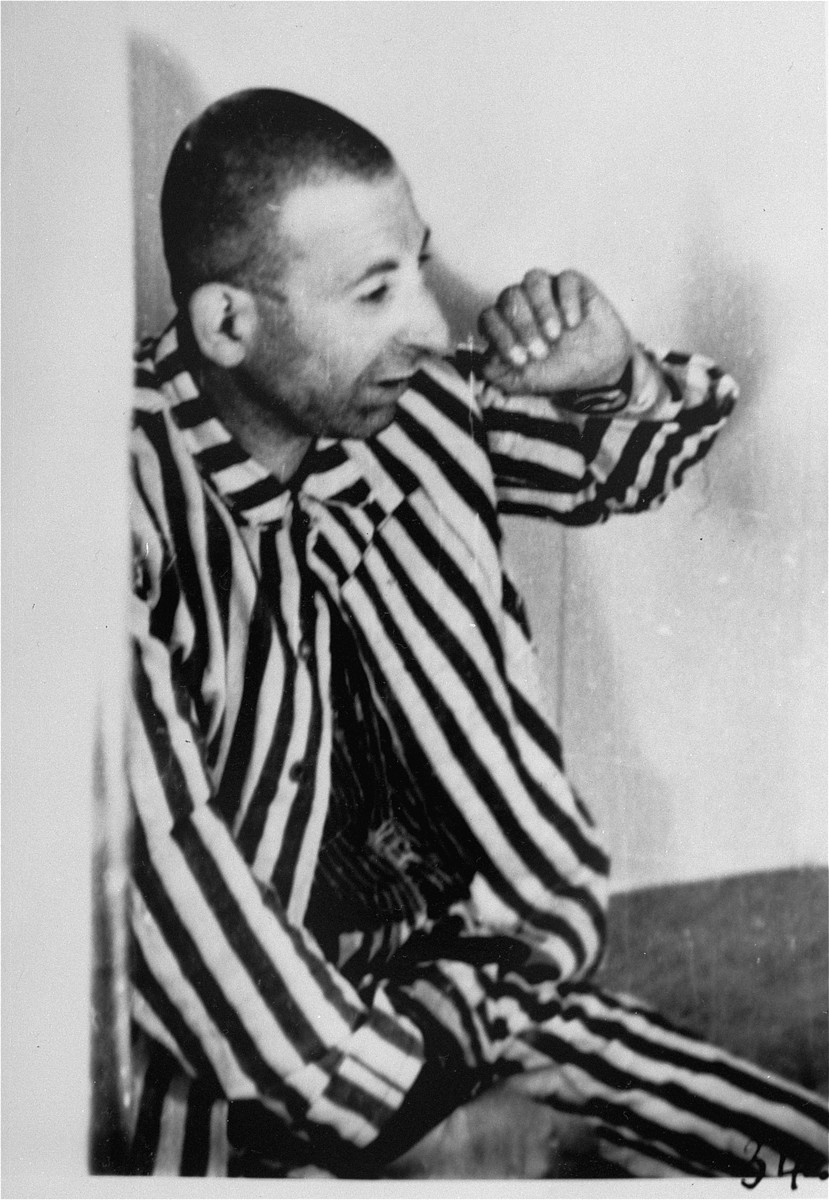 A prisoner in a special chamber responds to changing air pressure during high-altitude experiments.  

For the benefit of the Luftwaffe, conditions simulating those found at 15,000 meters in altitude were created in an effort to determine if German pilots might survive at that height.