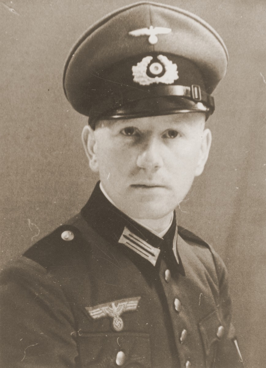 Portrait of Viktor Stern as an officer in the Wehrmacht.