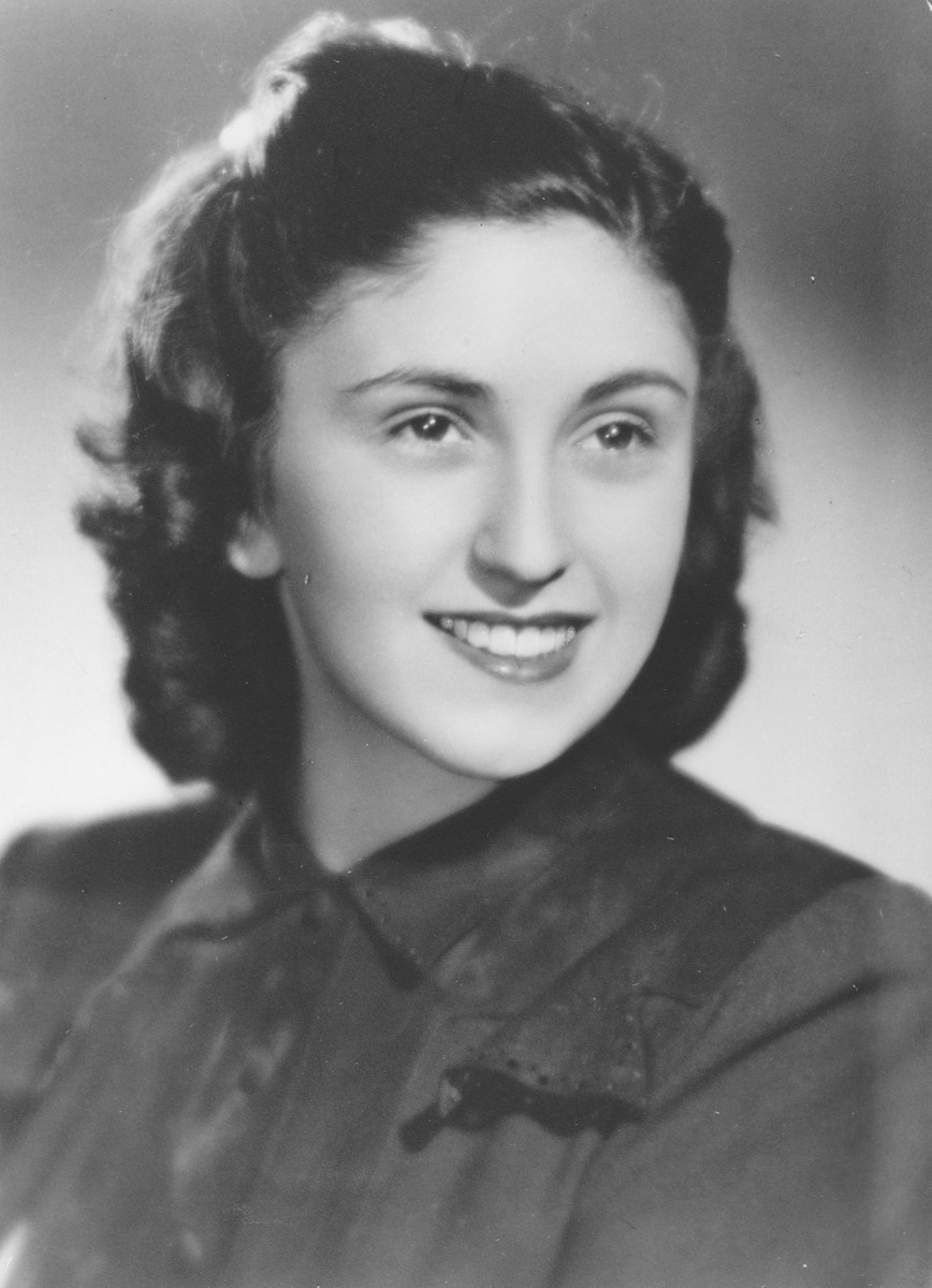Portrait of Elizabete Winterstein taken before her deportation to Theresienstadt.