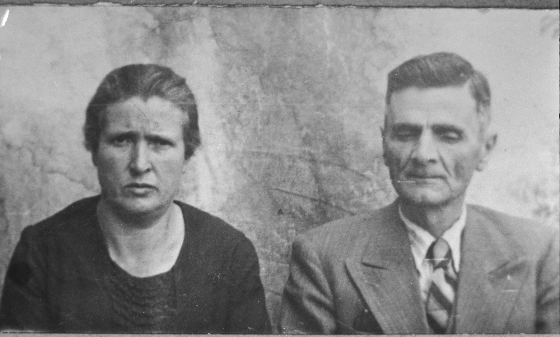 Portrait of Yakov Sarfati and his wife, Hana.  Yakov was an agent.  They lived at Dalmatinska 70 in Bitola.