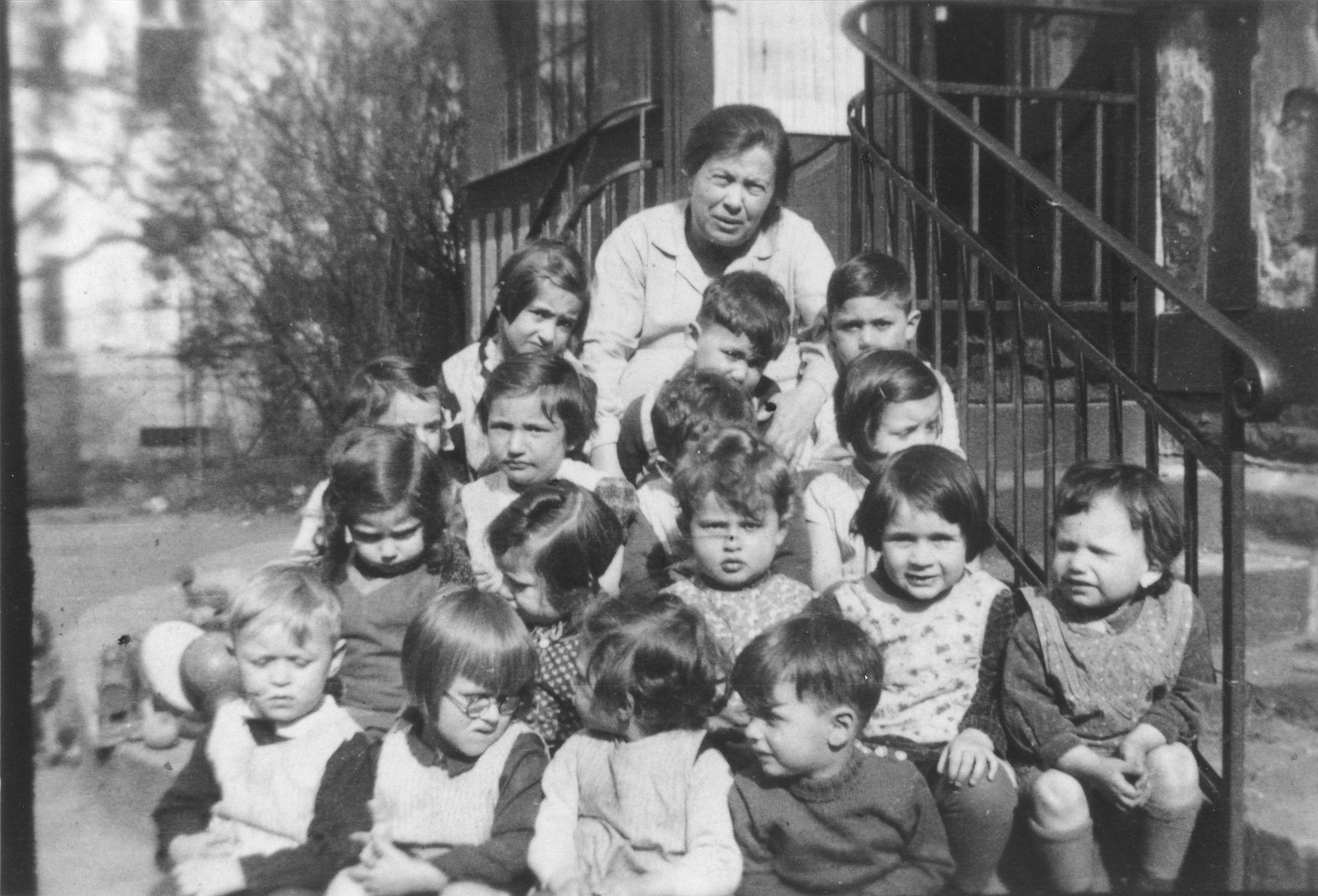 Group portrait of Jewish children at a preschool in Frankfurt am Main.

Among those pictured is Sonja Kaiser (second row from the front, on the far left).