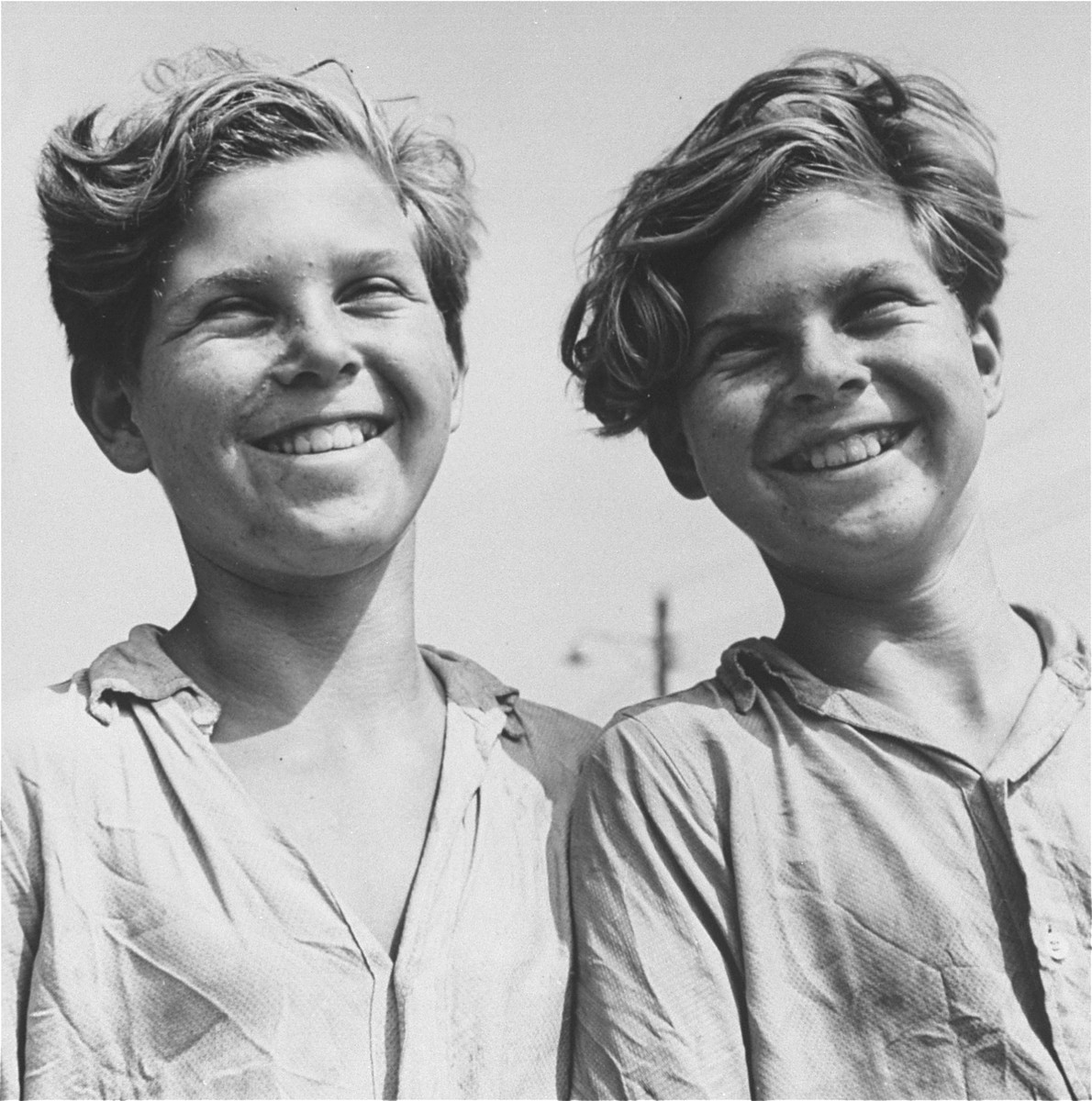Twins at the Fort Ontario Refugee Center, 

Pictured are Fred and Rolf Flatau.
