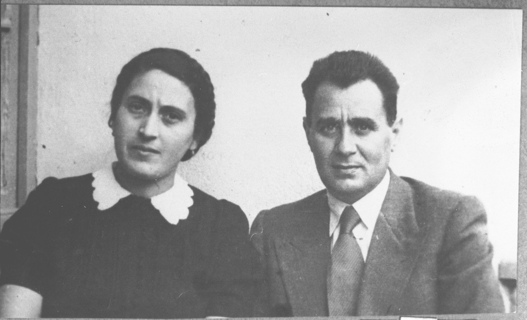 Portrait of Mois Kamchi, son of Solomon Kamchi, and Mois' wife, Luna.  Mois was an auto dealer.  They lived at Karagoryeva 107 in Bitola.