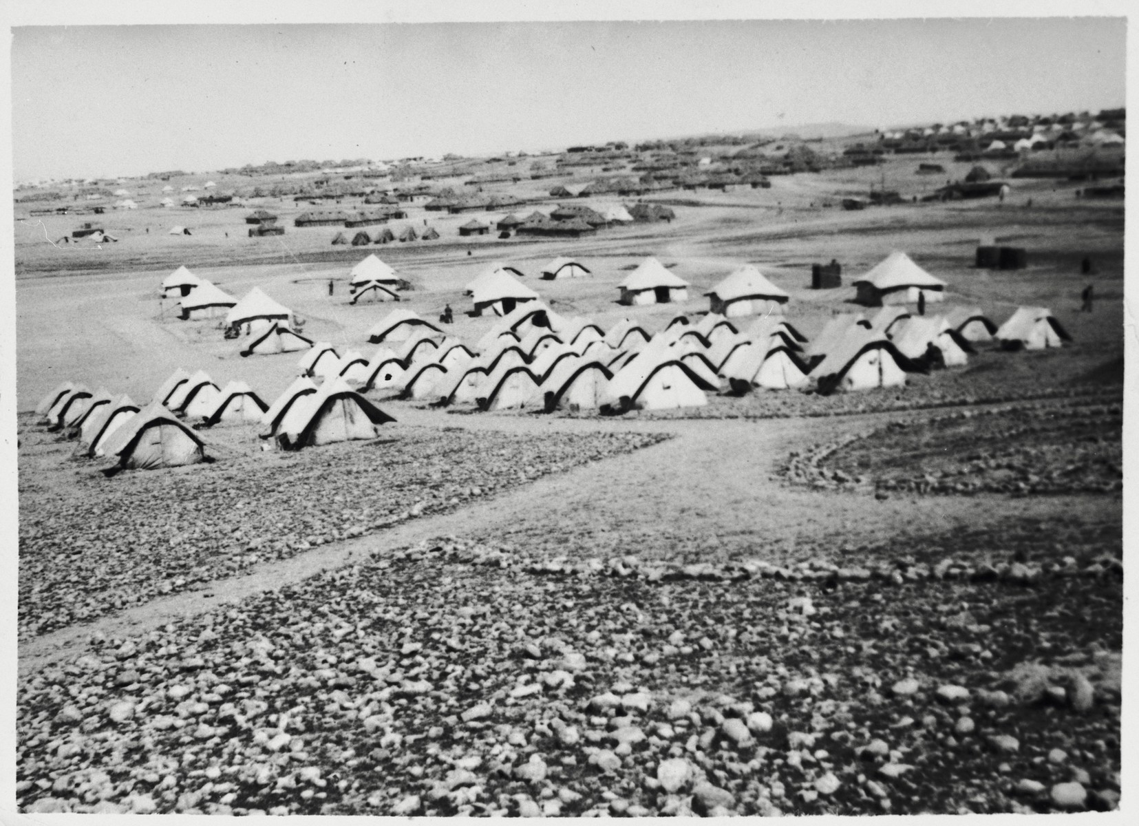 View of the military camp in the Iraqi desert where the 2nd Polish Corps (Anders Army) trained from the summer of 1942 until the summer of 1943.