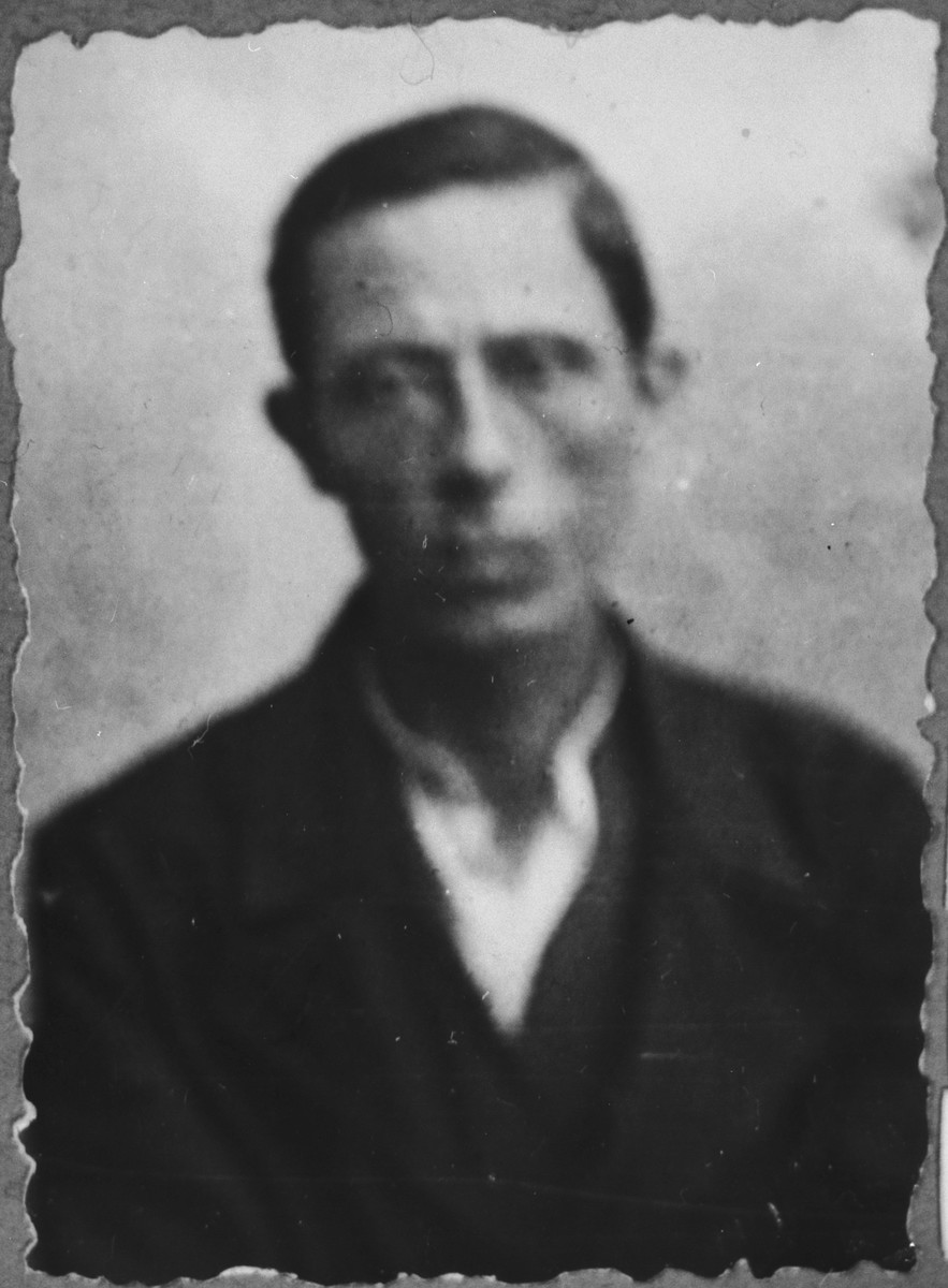 Portrait of Rafael Aruti.