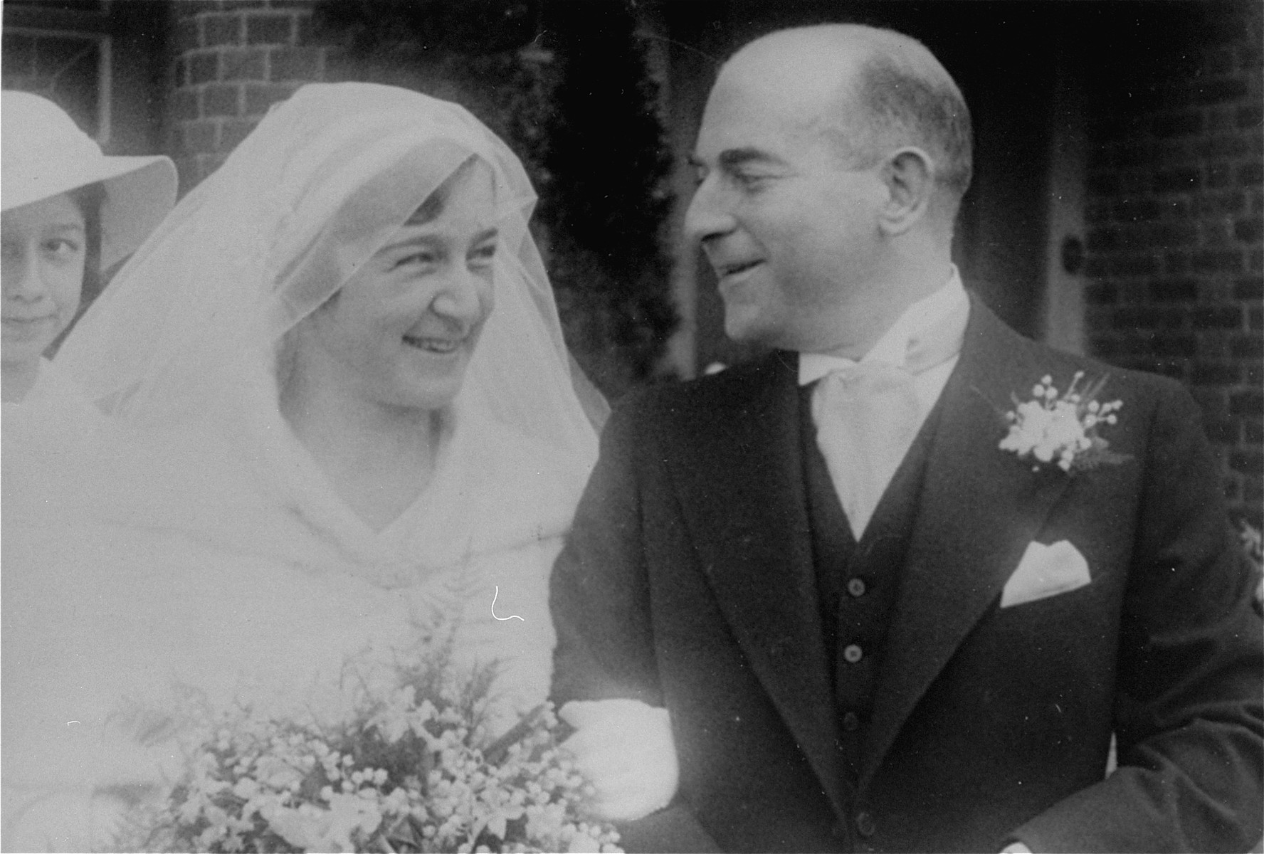 Portrait of the Dutch Jewish couple, Hilde Sluizer and Gerrit Verdoner, on their wedding day.