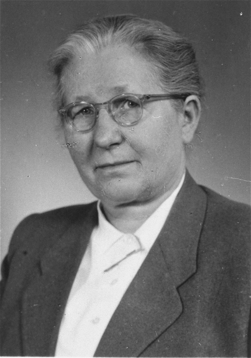 Hilda Kusserow, a Jehovah's Witness who was arrested in March 1936 and was a prisoner until 1945.  Kusserow spent the last 1 1/2 years of the war in Ravensbrueck, even after she was scheduled for release in August 1943, because she refused to sign a denunciation of her faith.  She died on 27 June 1979.