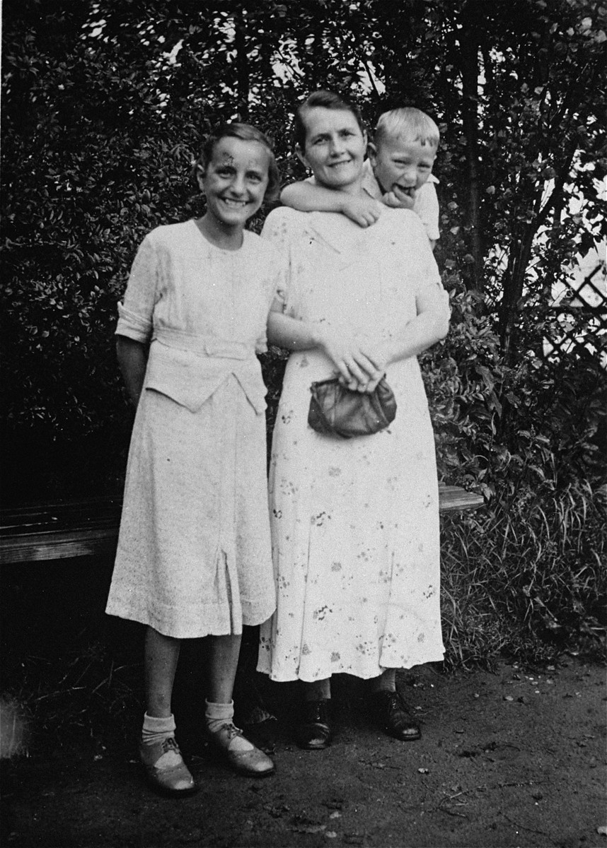 Helene Gotthold with her children Gerd and Gisela. Gotthold was a Jehovah's Witness arrested for her anti-Nazi views.  She was convicted, condemned to death, and beheaded in the Ploetzensee prison on 8 December 1944.  Her children Gerd and Gisela survived the war.