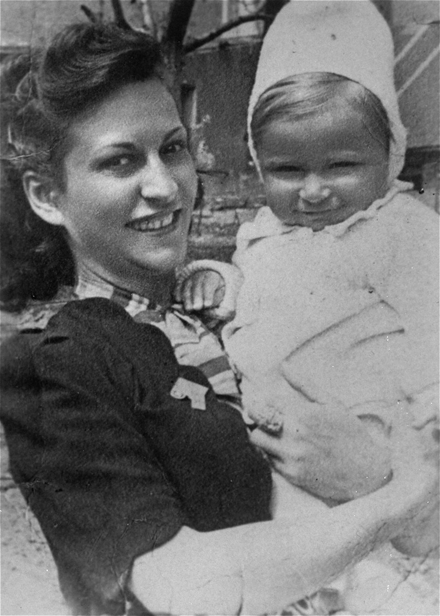 Hannah (Anka) Grinberg-Frajer and her son, David.

Both were deported to Auschwitz in August 1944 and murdered there in October 1944.  Hannah was the first wife of Henry Freier (the donor's husband).