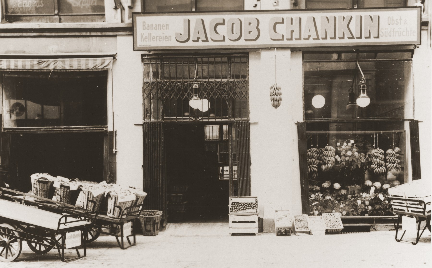 Exterior view of the fruit importing business owned by Jacob and Asya Hasenson Chankin in Berlin.  Asya was the donor's aunt, who came to Berlin from Latvia in the mid-1920s.