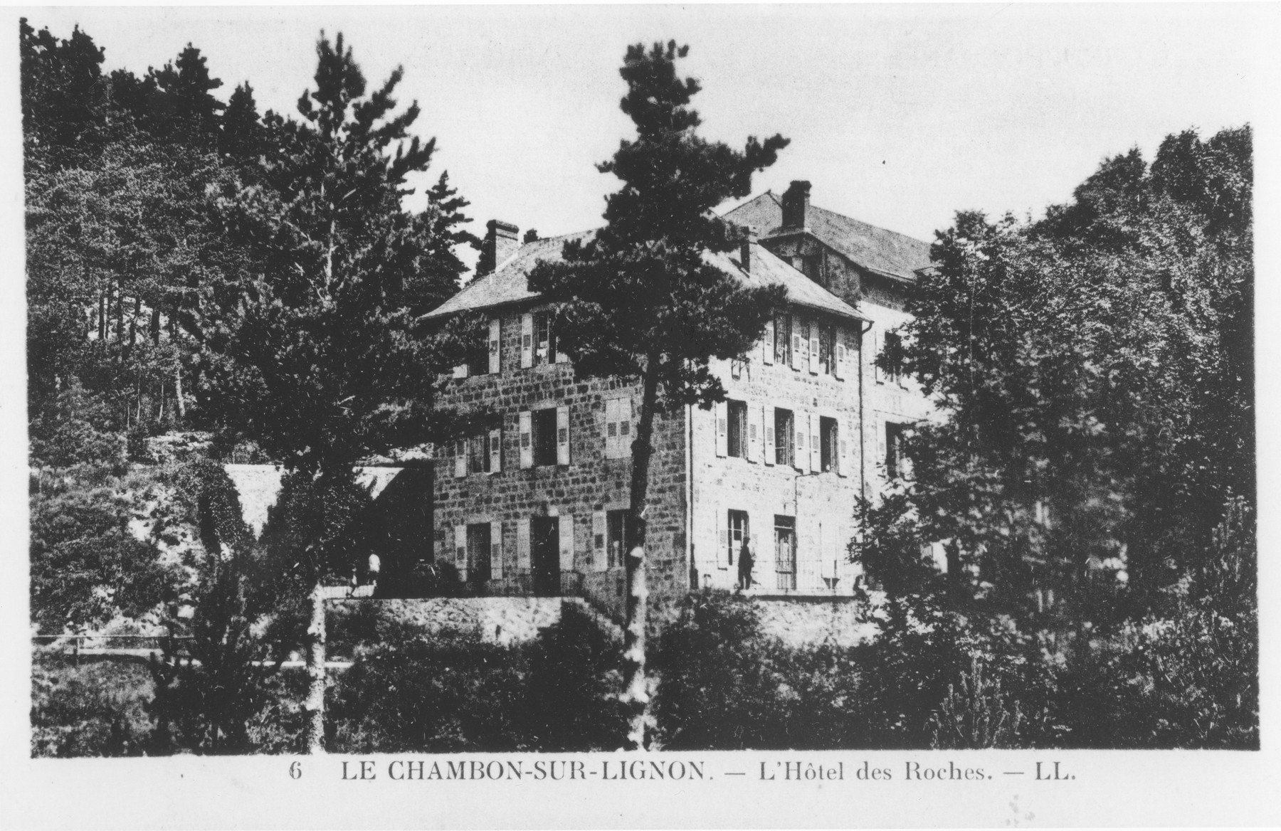 Picture postcard of the Hôtel des Roches in Le Chambon-sur-Lignon.