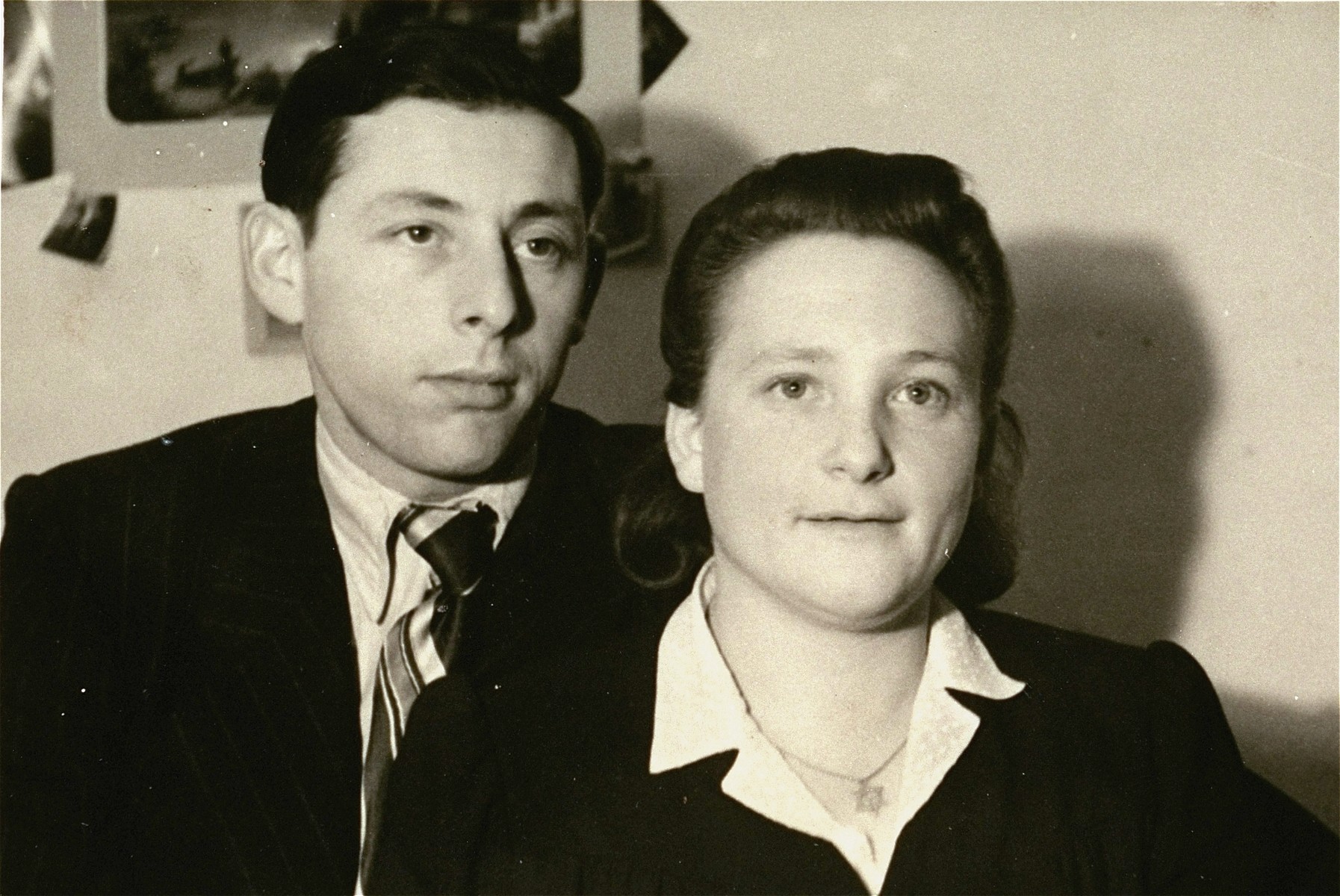 Portrait of the donor and his wife, Roman Sompolinski and Masza Kuropatwa Sompolinski in the Bergen-Belsen displaced persons' camp.