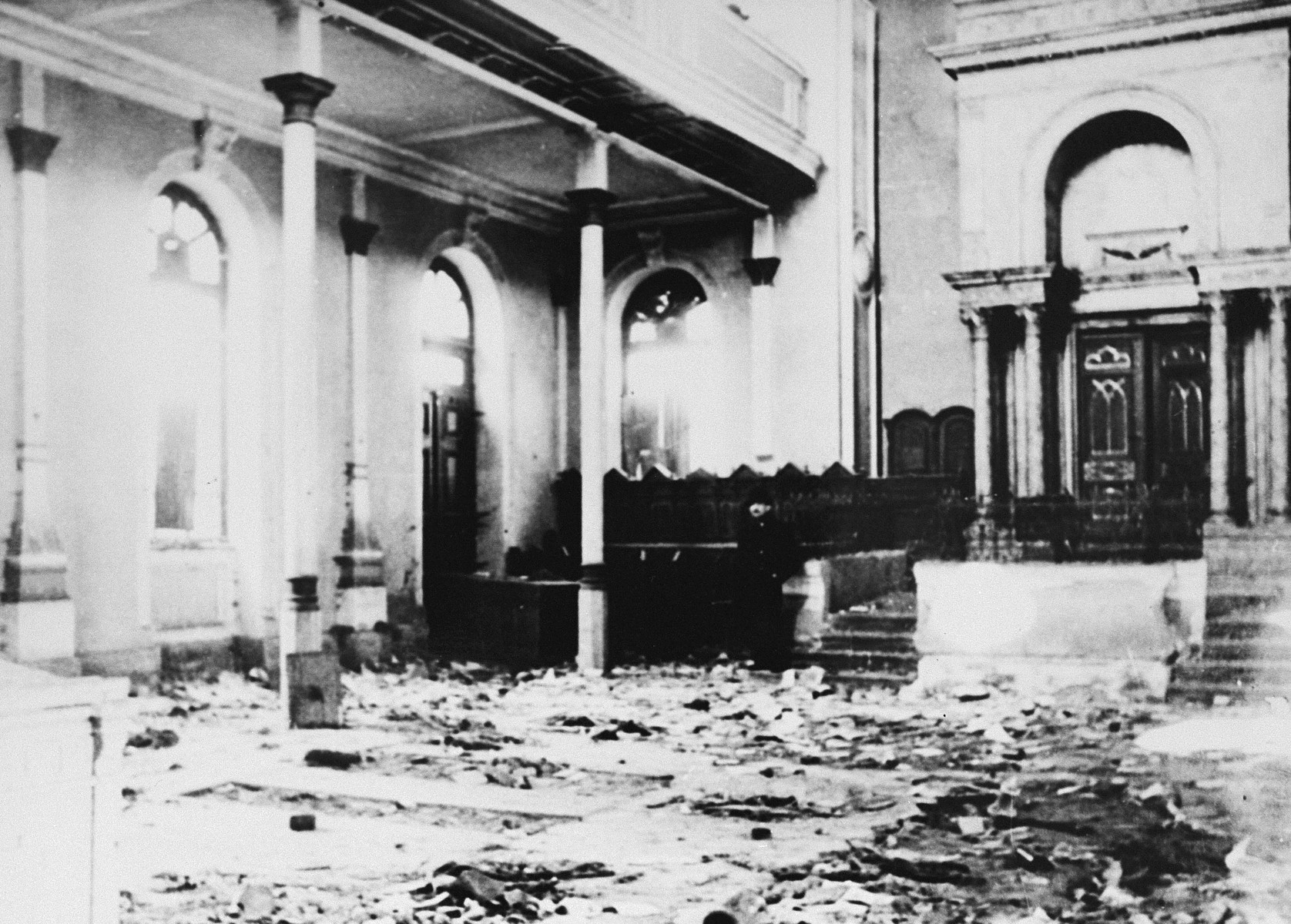 The destroyed interior of the Oulo Beces synagogue, following its vandalization by Hungarian soldiers.