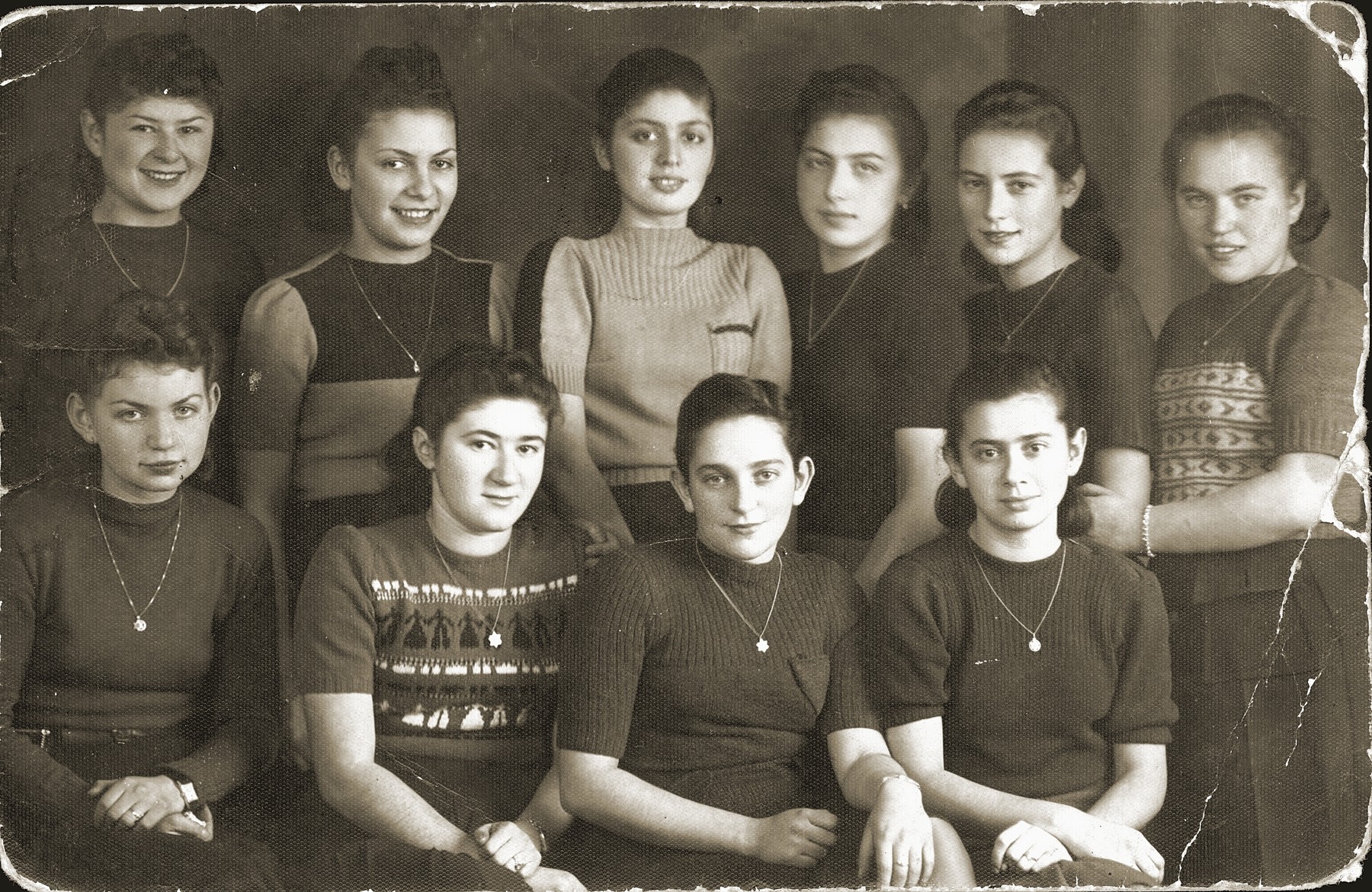 A group of teenage girls in the Bedzin ghetto.

Seated on the far right is first Rywka Krajer.
