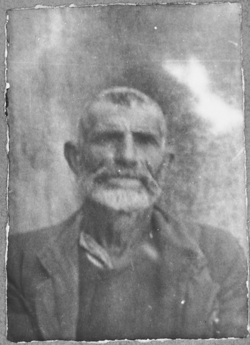 Portrait of Mushon Koen.  He was a sackmaker.  He lived at Drinska 119 in Bitola.